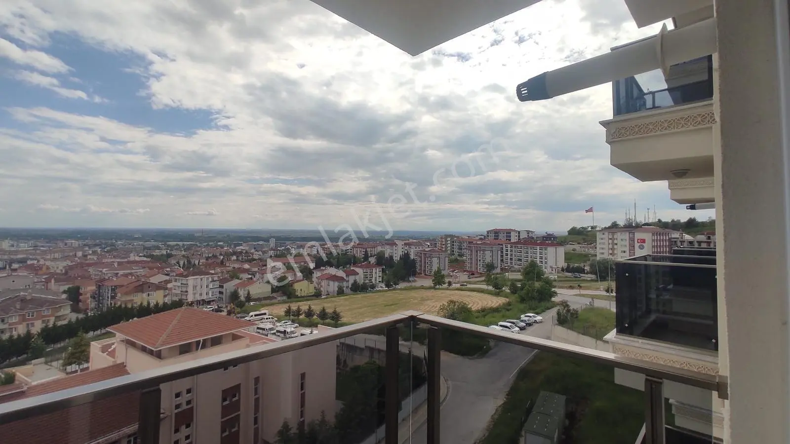 Edirne Atatürk Mahallesi'nde Kiralık Manzaralı 1+1 - Görsel 7