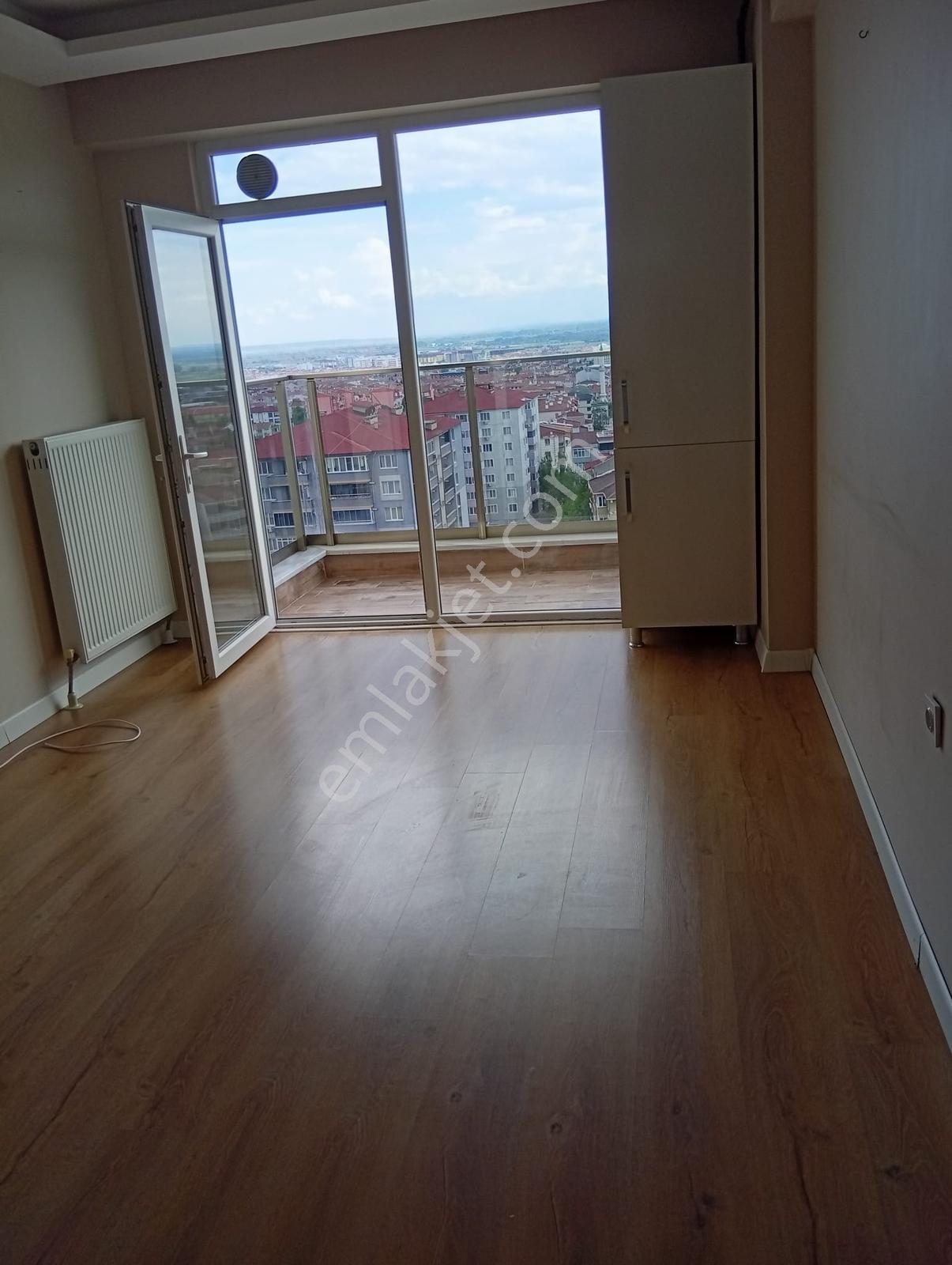 Edirne Atatürk Mahallesi'nde Kiralık Manzaralı 1+1 - Görsel 20