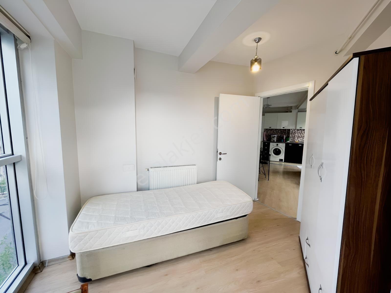 Emek Caddesinde Geniş, Çift Cepheli, Full Eşyalı Kiralık Apart - Görsel 4