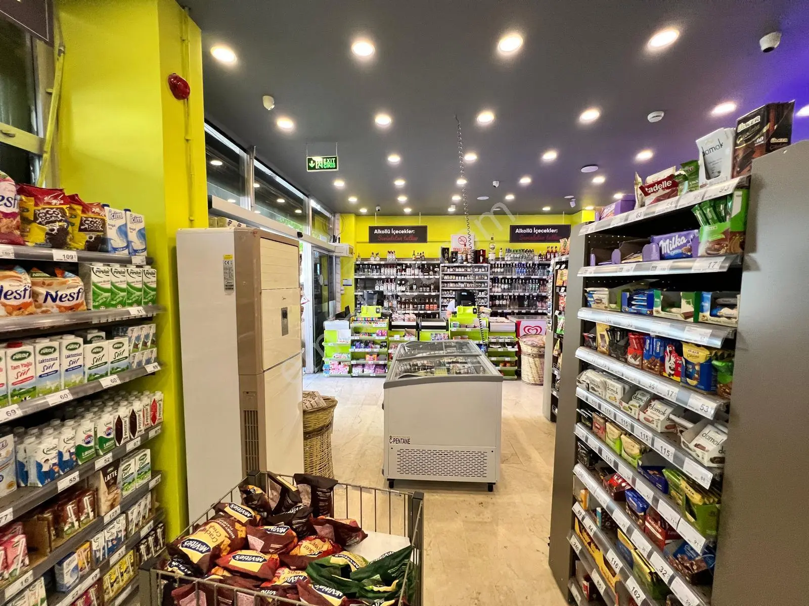 Çekmeköy 'de Yüksek Cirolu Hazır Devren Kiralık Kurumsal Market - Görsel 5