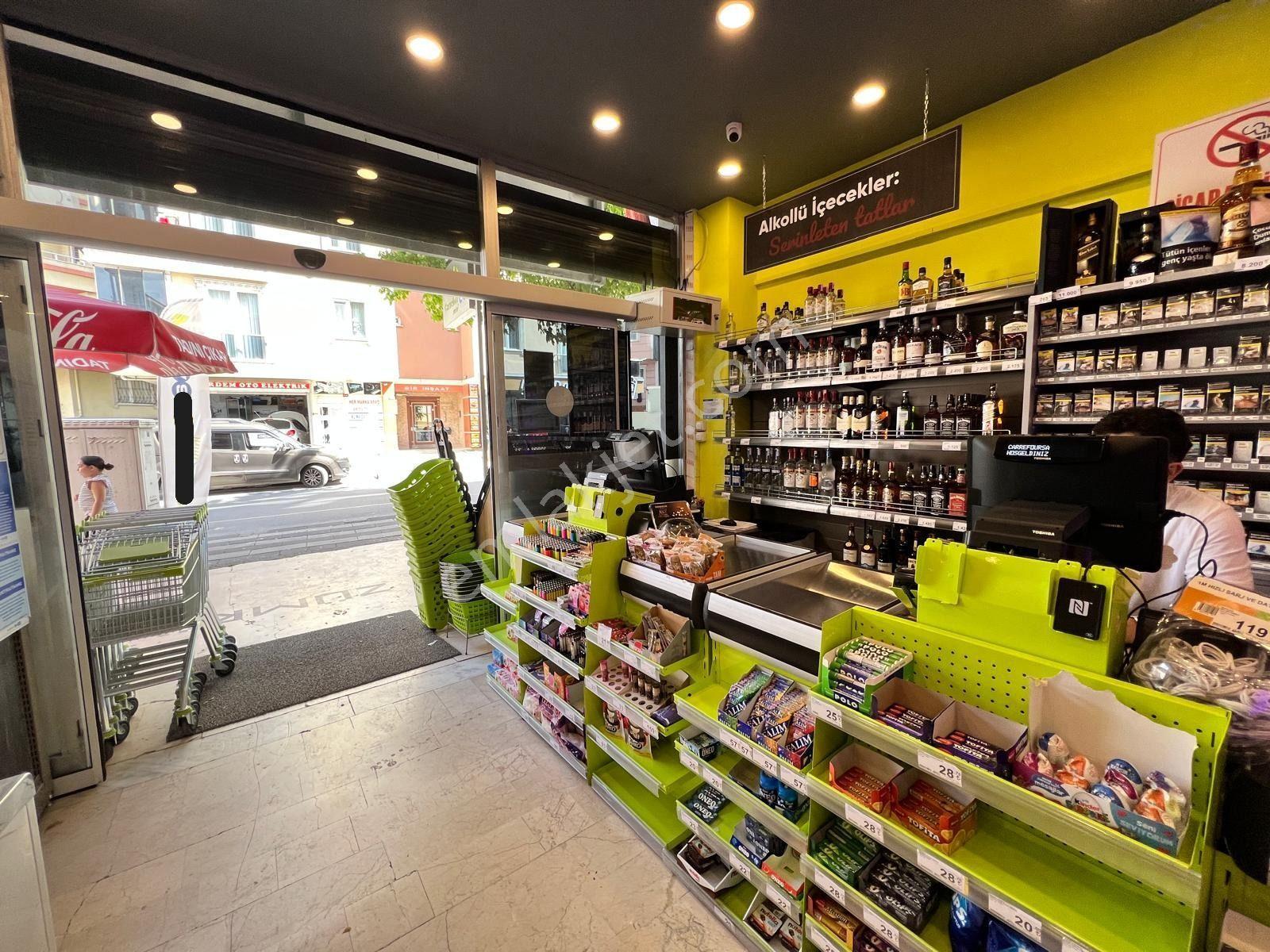 Çekmeköy 'de Yüksek Cirolu Hazır Devren Kiralık Kurumsal Market - Görsel 8