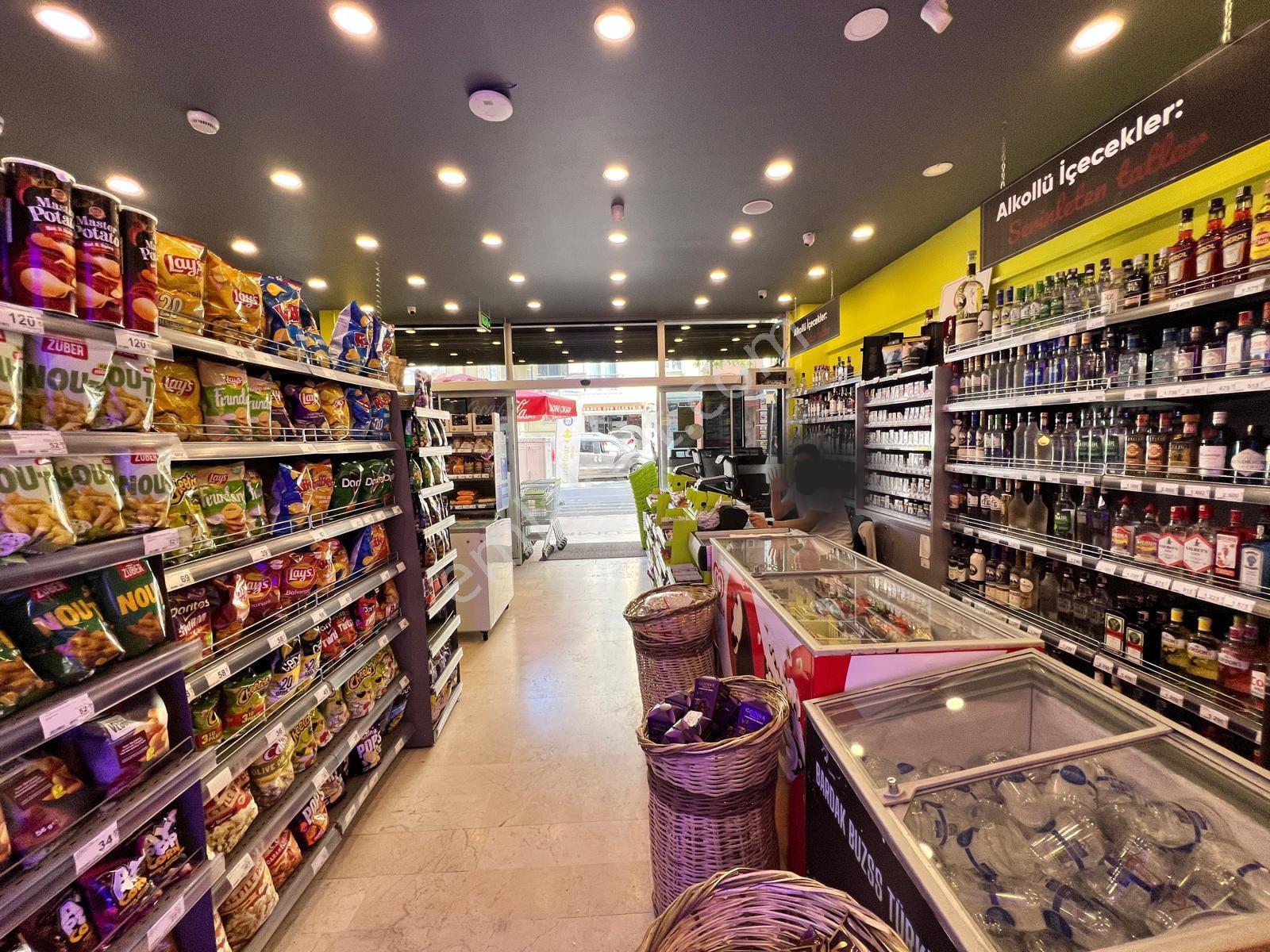 Çekmeköy 'de Yüksek Cirolu Hazır Devren Kiralık Kurumsal Market - Görsel 7