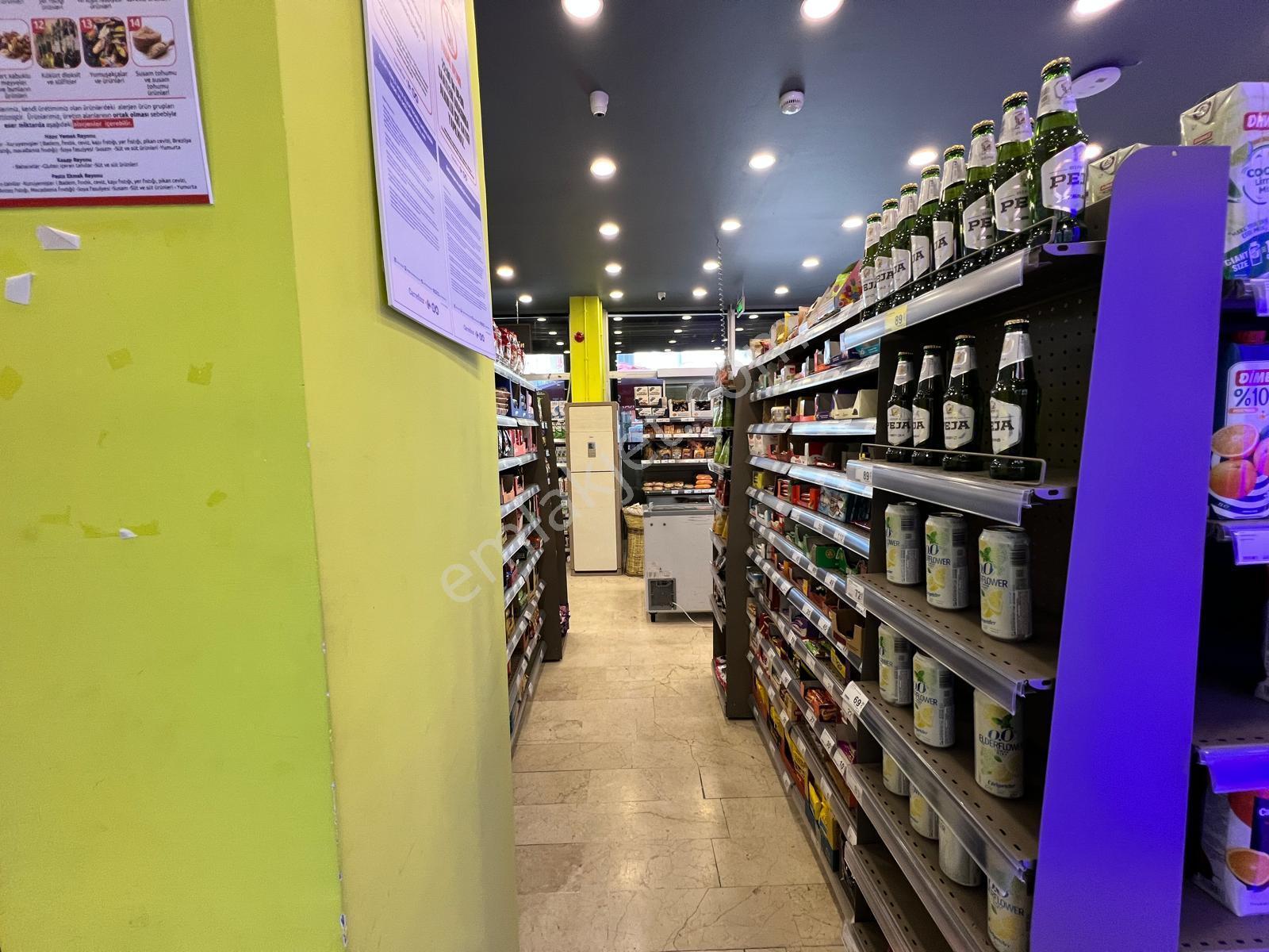 Çekmeköy 'de Yüksek Cirolu Hazır Devren Kiralık Kurumsal Market - Görsel 9