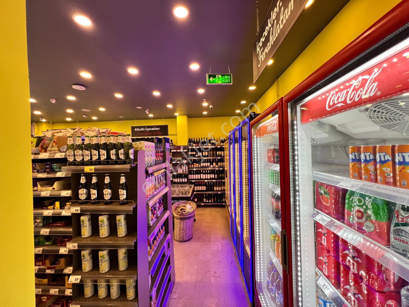 Çekmeköy 'de Yüksek Cirolu Hazır Devren Kiralık Kurumsal Market - Görsel 11