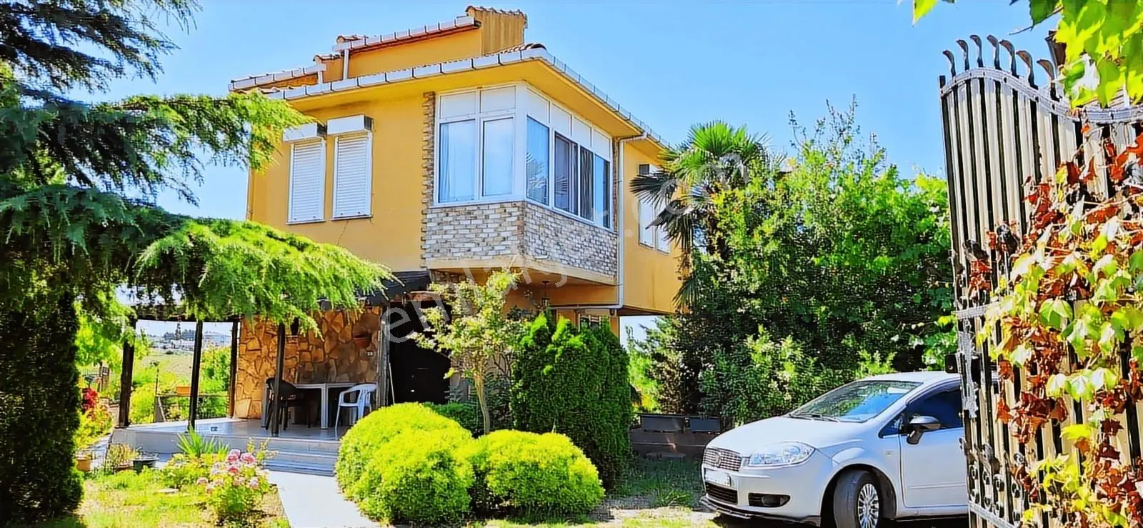 Remax Anka'dan Akçakese Kapanmaz Deniz Manzaralı Satılık Villa