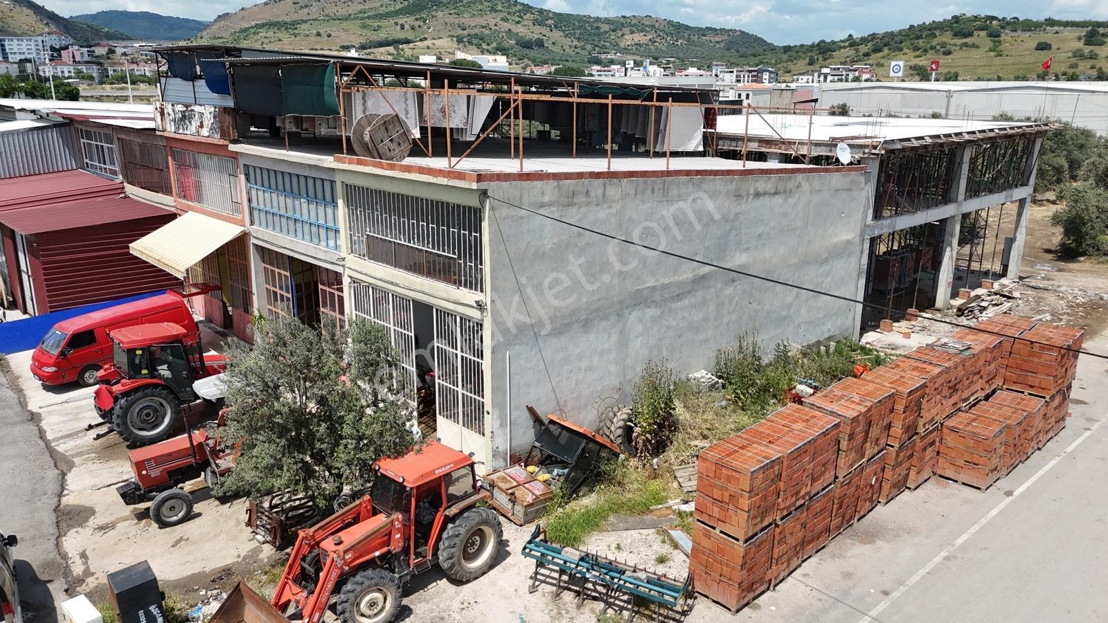 Bergama 3. Sanayi Sitesinde Satılık Köşe Dükkan! - Görsel 16
