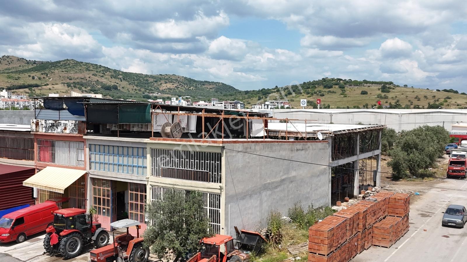 Bergama 3. Sanayi Sitesinde Satılık Köşe Dükkan! - Görsel 23