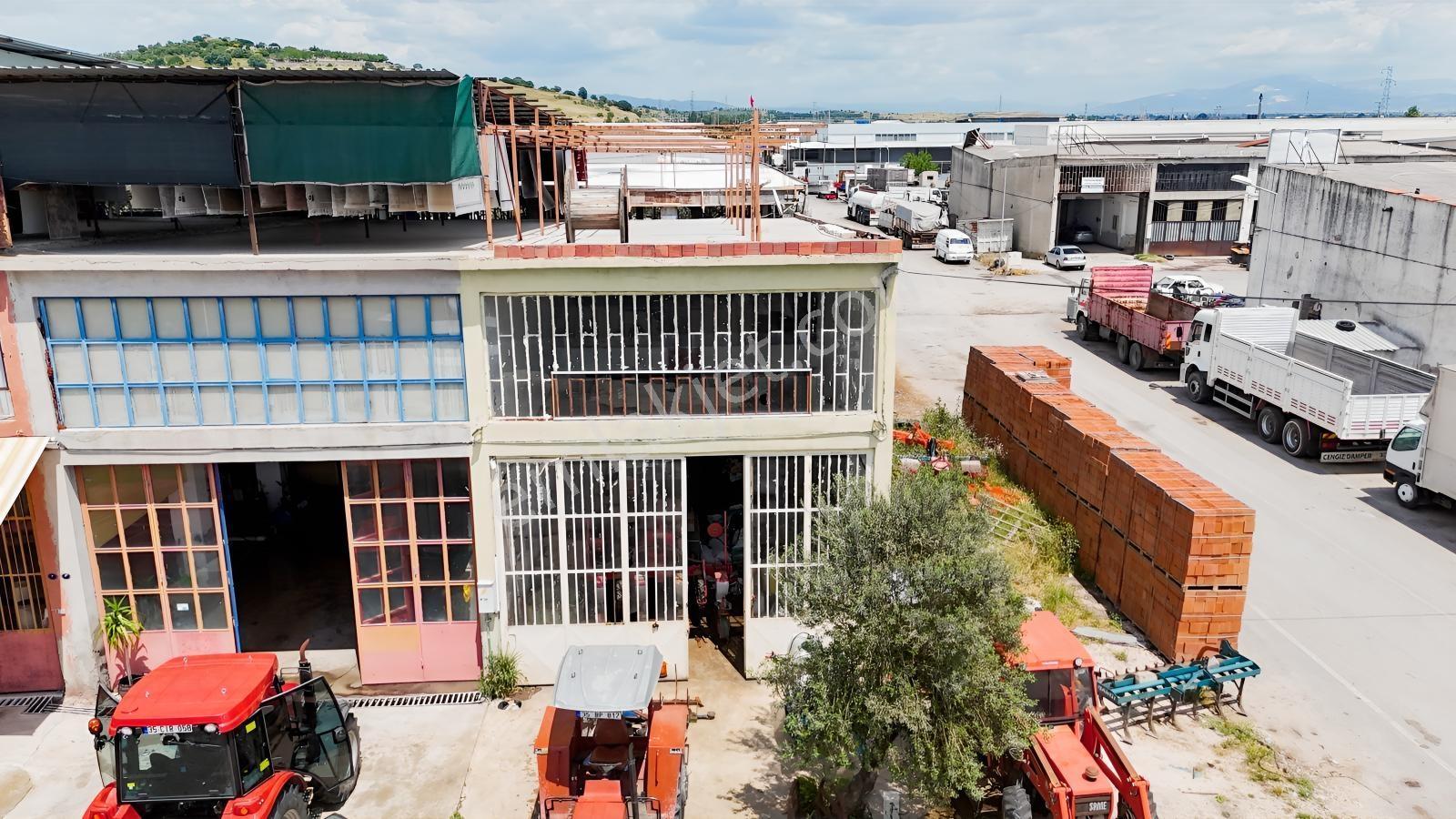 Bergama 3. Sanayi Sitesinde Satılık Köşe Dükkan! - Görsel 11