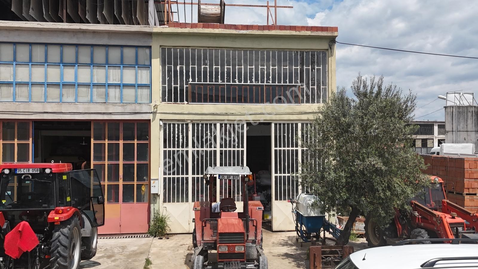 Bergama 3. Sanayi Sitesinde Satılık Köşe Dükkan! - Görsel 7