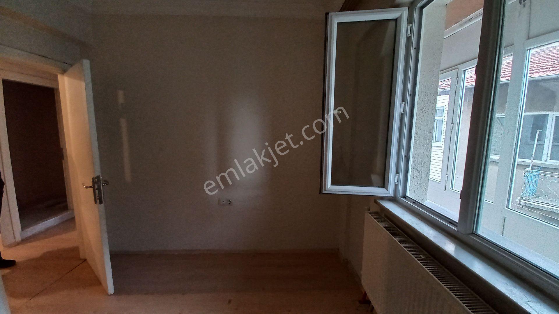 Vatan Emlakdan Maltepe Parkı Civarında Kiralık Daire - Görsel 16