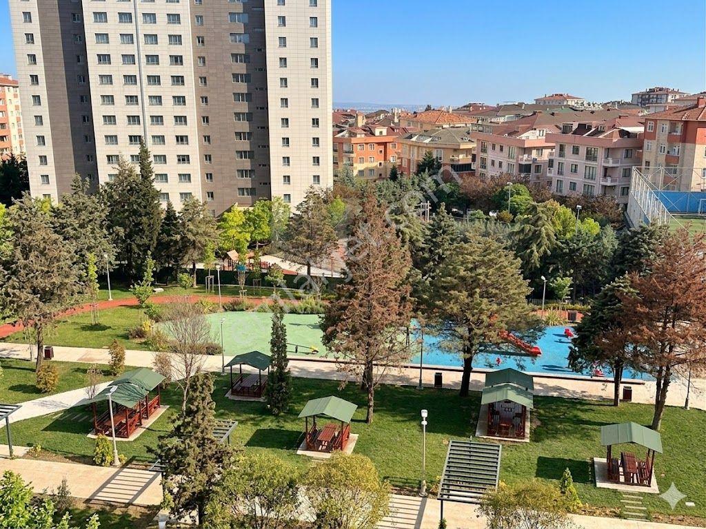 Pendik'te Deniz Manzaralı, Yerden Isıtmalı, Ebeveyn Banyolu 2+1 - Görsel 2