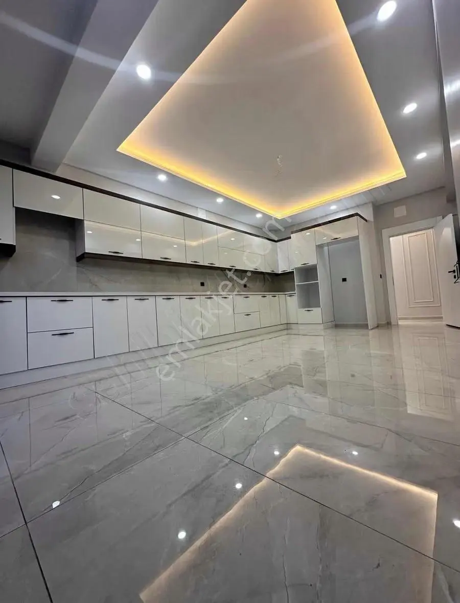 Marev Emlak Gayrimenkulden Site İçerisinde Kiralık Lüks Daire - Görsel 3