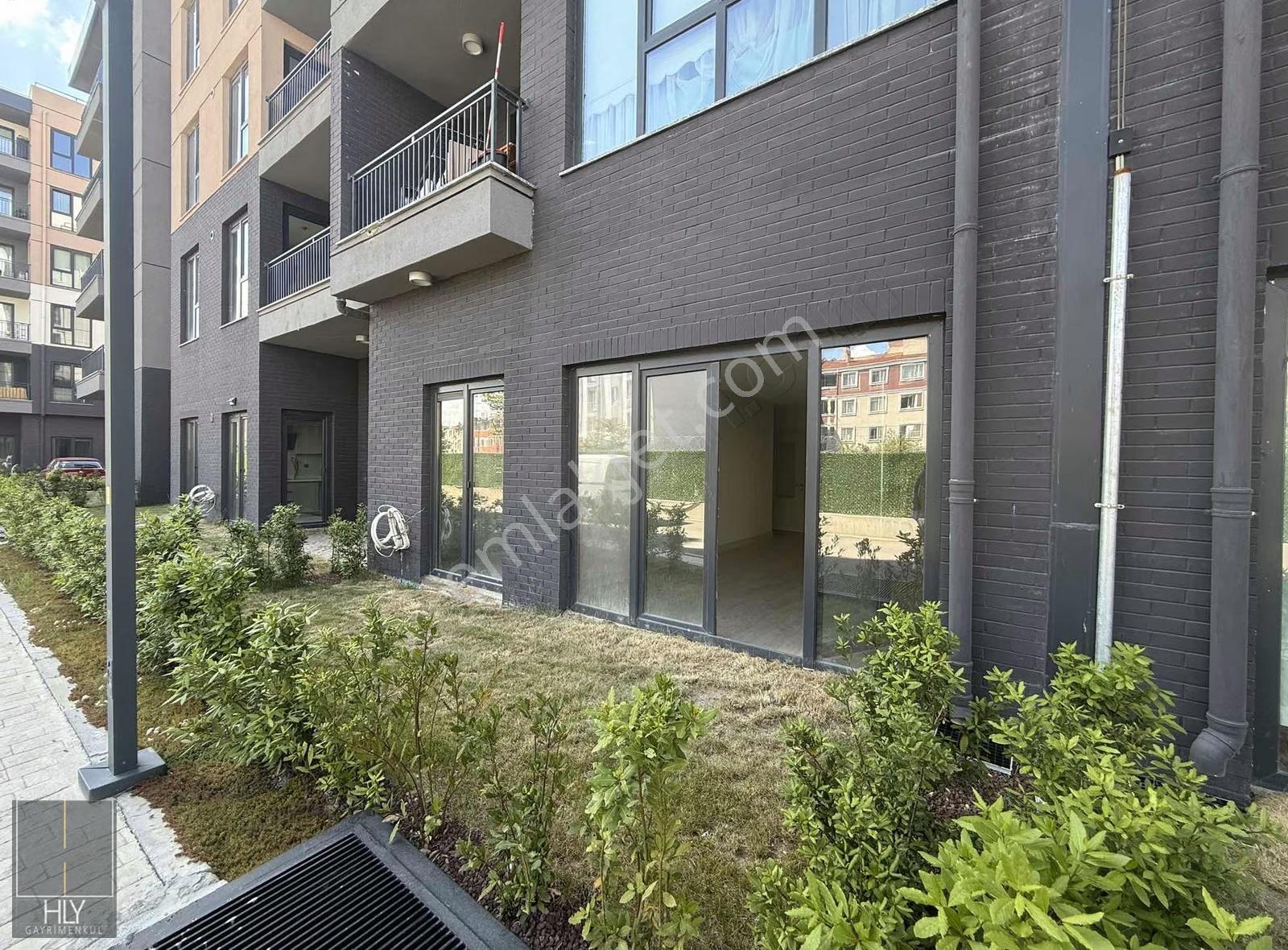 Hly Gayrimenkulden Emlak Konut Sitesinde Bahçe Katı 3+1 Satılık