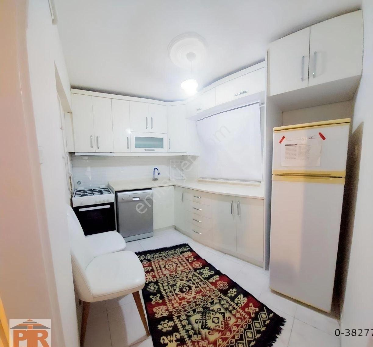 Eski Pazar Caddesinde 2+1 Eşyalı Satılık Daire - Görsel 15