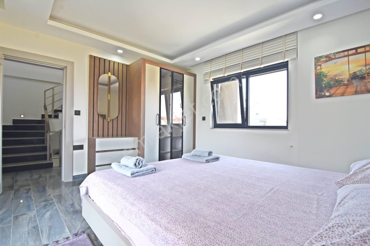 Kadriye'de 3+1 Ultra Lüks Villa Müstakil Havuzlu Ve Bahçeli - Görsel 32