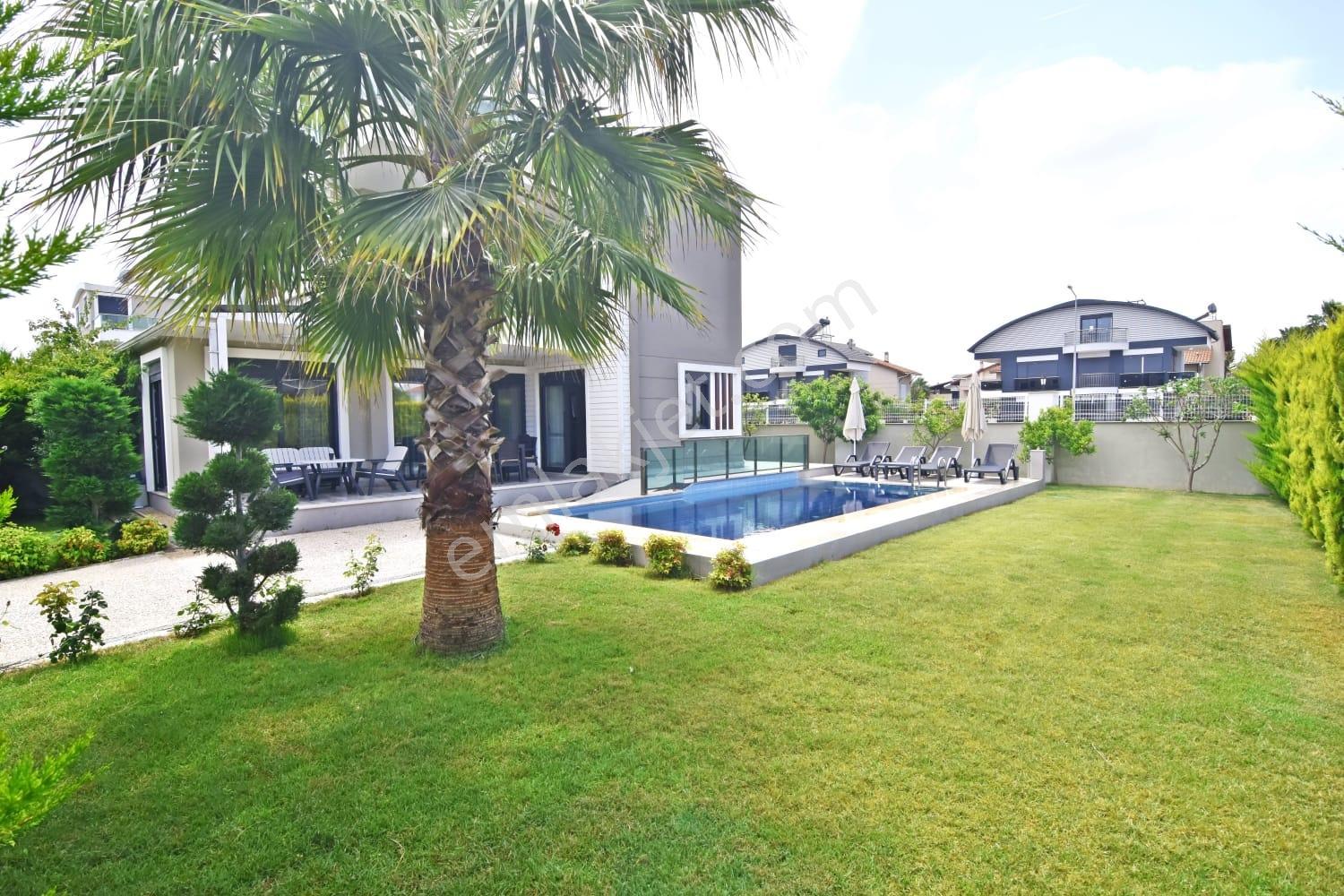 Kadriye'de 3+1 Ultra Lüks Villa Müstakil Havuzlu Ve Bahçeli - Görsel 12