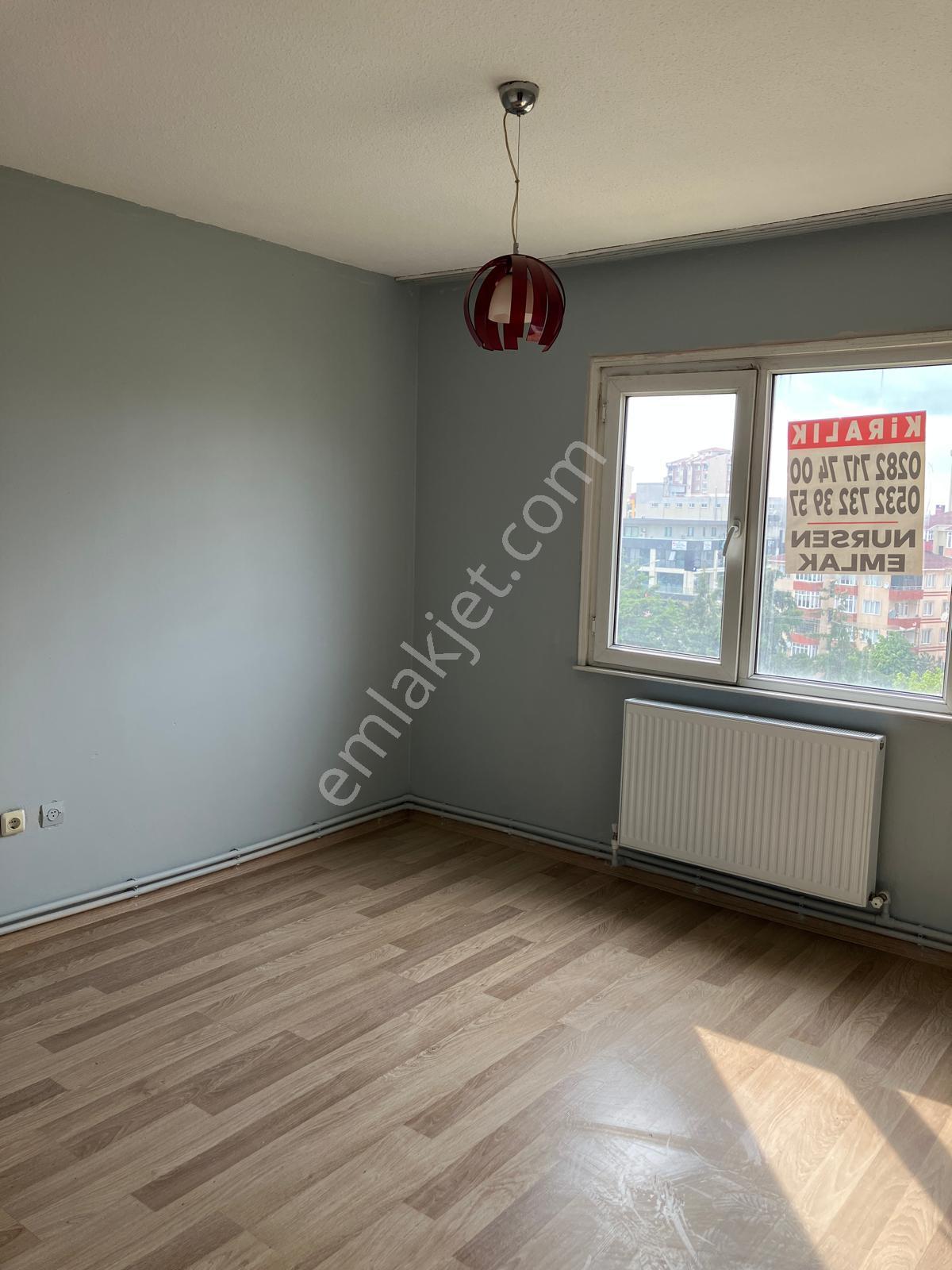 Ara Katta, Geniş Metrekareli, Merkezi Konumda 1+1 Kiralık - Görsel 4