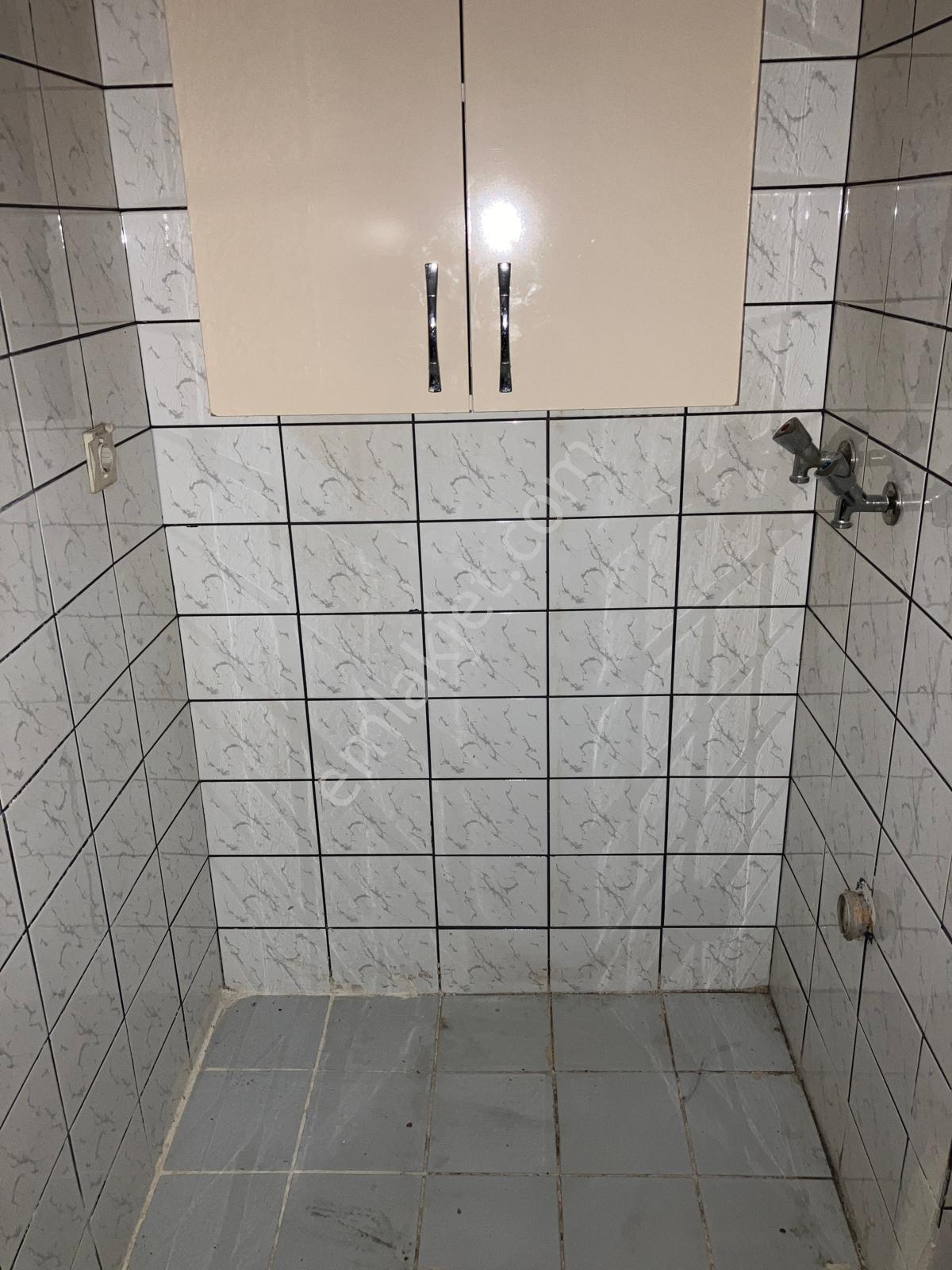 Ara Katta, Geniş Metrekareli, Merkezi Konumda 1+1 Kiralık - Görsel 8