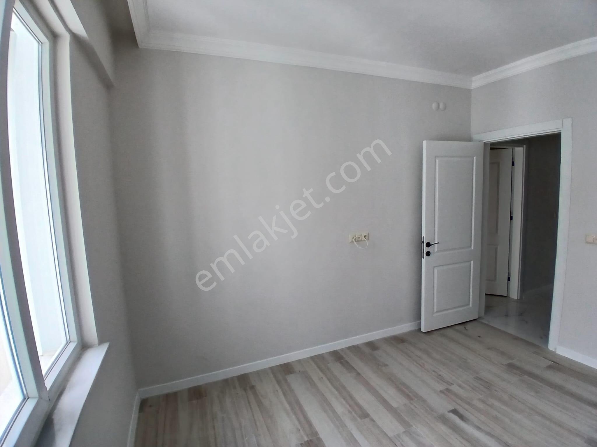 Akçay Emlak'tan Akşehir Gazi Mahallesi Adliye Lojmanları Yanında Ara Kat Kiralık Sıfır 3+1 Daire - Görsel 13