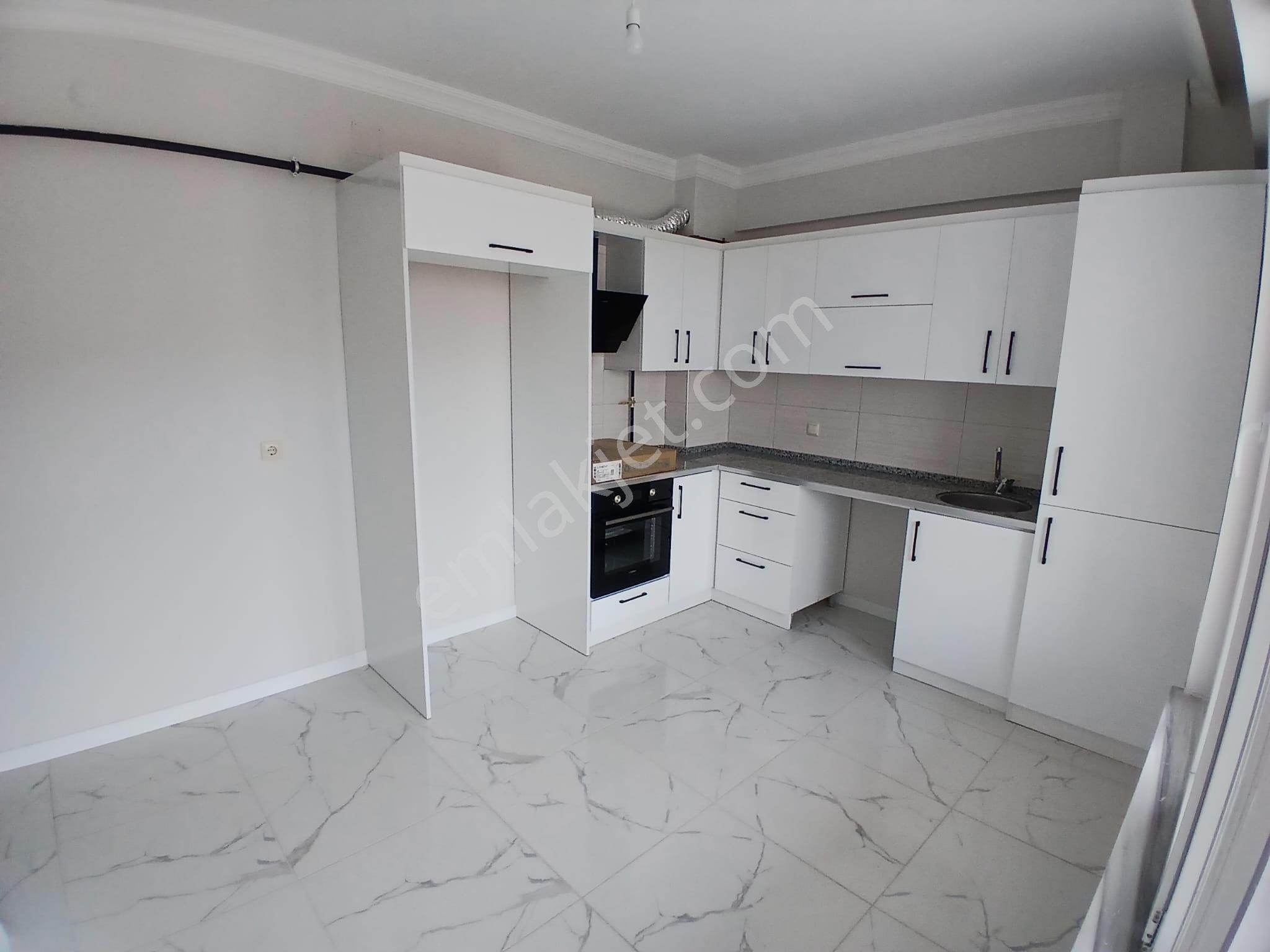 Akçay Emlak'tan Akşehir Gazi Mahallesi Adliye Lojmanları Yanında Ara Kat Kiralık Sıfır 3+1 Daire - Görsel 3