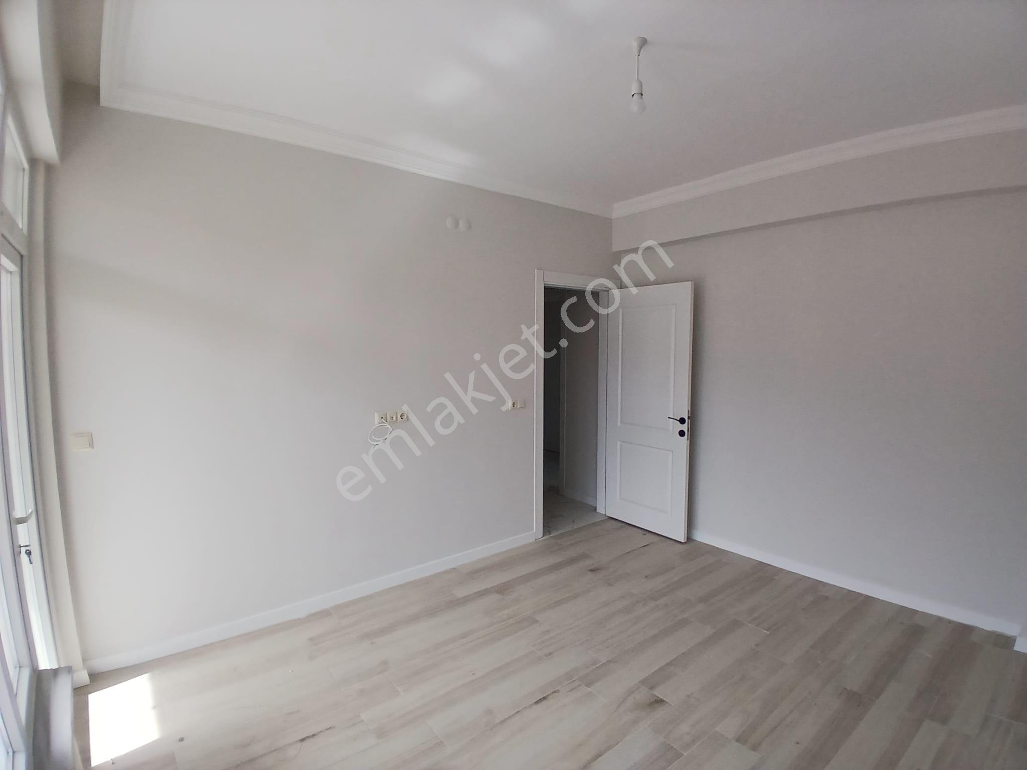 Akçay Emlak'tan Akşehir Gazi Mahallesi Adliye Lojmanları Yanında Ara Kat Kiralık Sıfır 3+1 Daire - Görsel 9