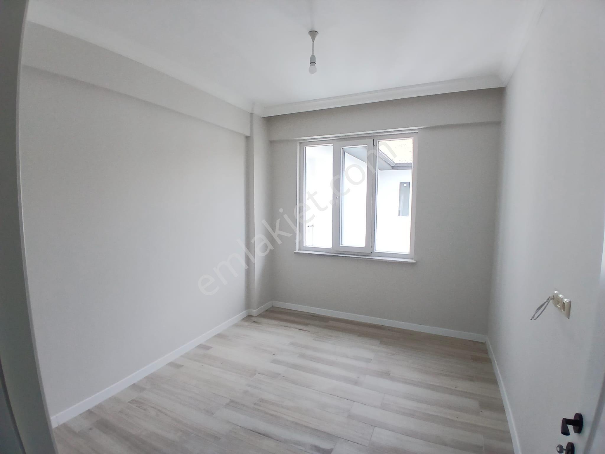Akçay Emlak'tan Akşehir Gazi Mahallesi Adliye Lojmanları Yanında Ara Kat Kiralık Sıfır 3+1 Daire - Görsel 12