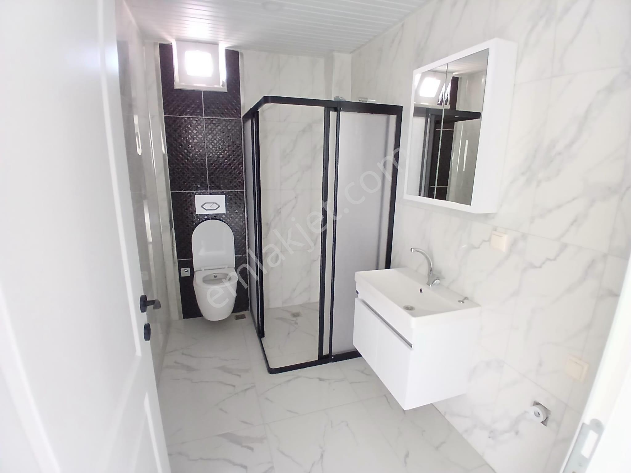 Akçay Emlak'tan Akşehir Gazi Mahallesi Adliye Lojmanları Yanında Ara Kat Kiralık Sıfır 3+1 Daire - Görsel 35