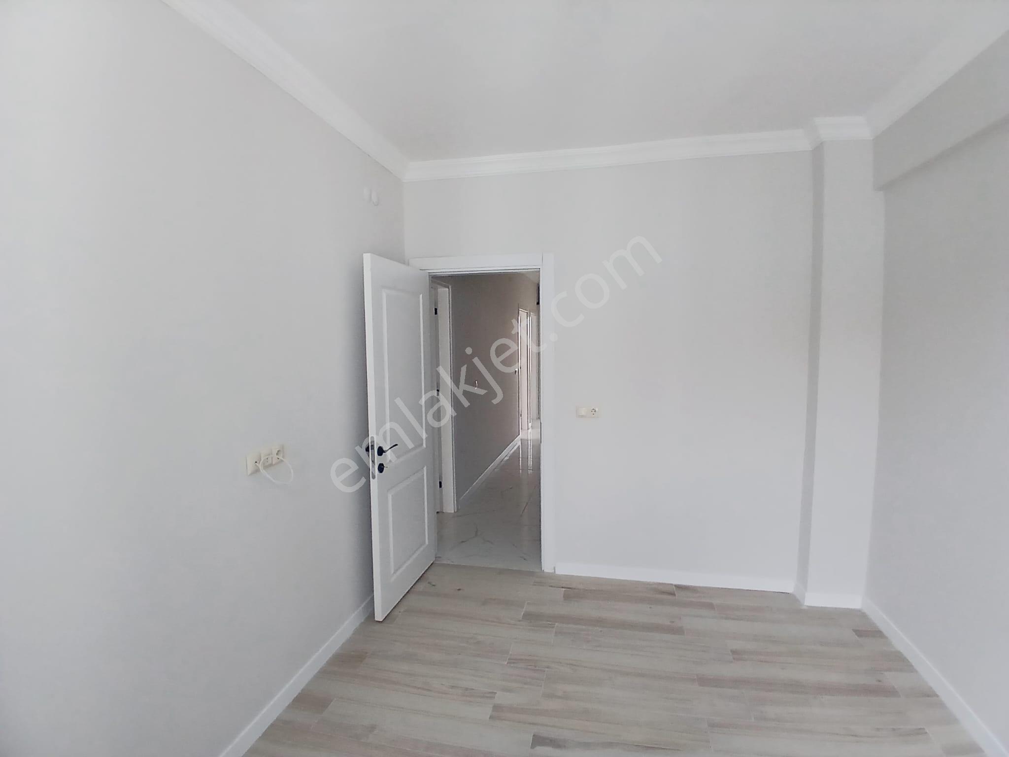 Akçay Emlak'tan Akşehir Gazi Mahallesi Adliye Lojmanları Yanında Ara Kat Kiralık Sıfır 3+1 Daire - Görsel 14