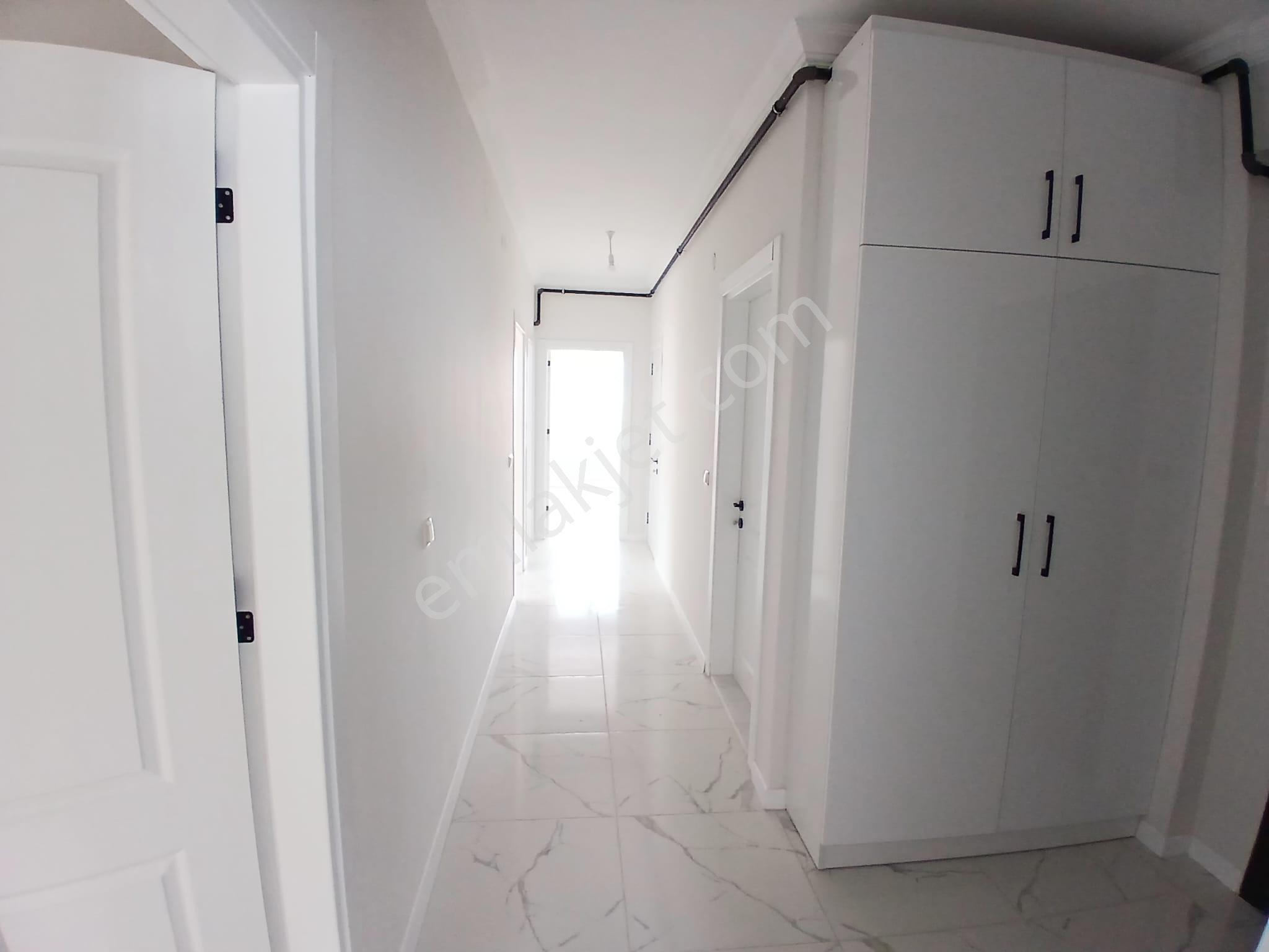 Akçay Emlak'tan Akşehir Gazi Mahallesi Adliye Lojmanları Yanında Ara Kat Kiralık Sıfır 3+1 Daire - Görsel 26