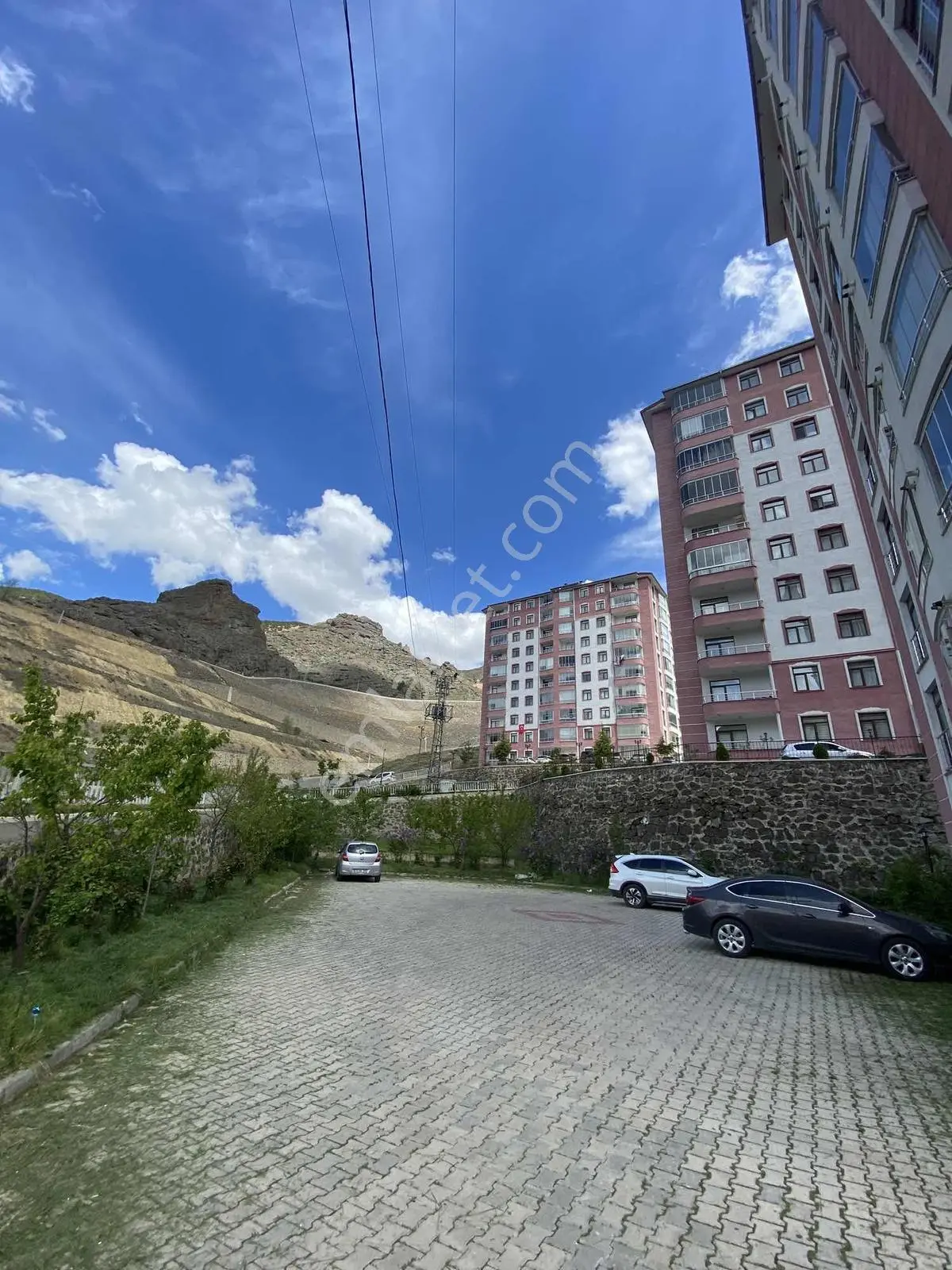2y Duman Emlak'tan Altınpark Sitesinde 3+1 Satılık Daire - Görsel 2