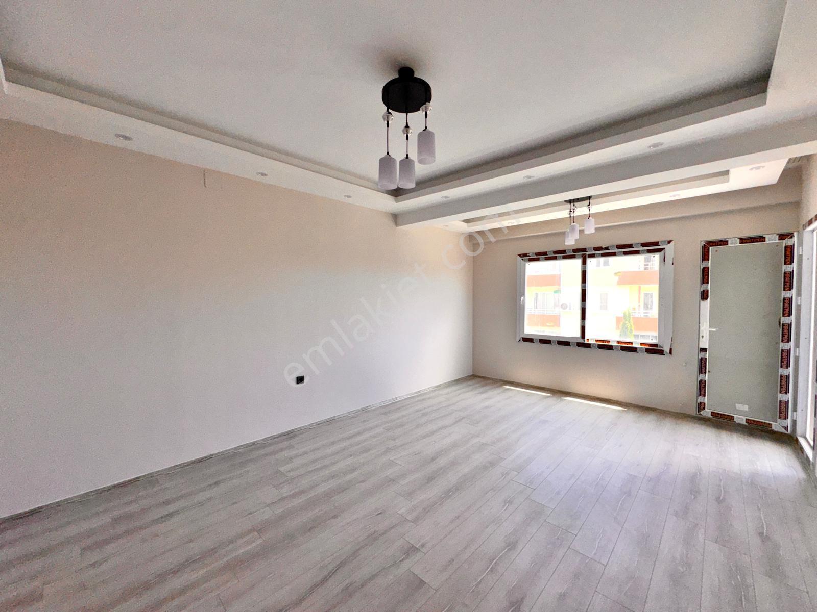 King 'den Aşağı Alatada Deniz Manzaralı Sıfır 3+1 Satılık Daire - Görsel 16