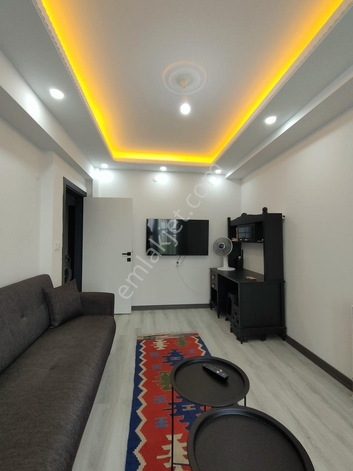 Tekirdağ Kapaklı 1+1 65 M2 Ayrı Mutfak Yüksek Giriş Satılık