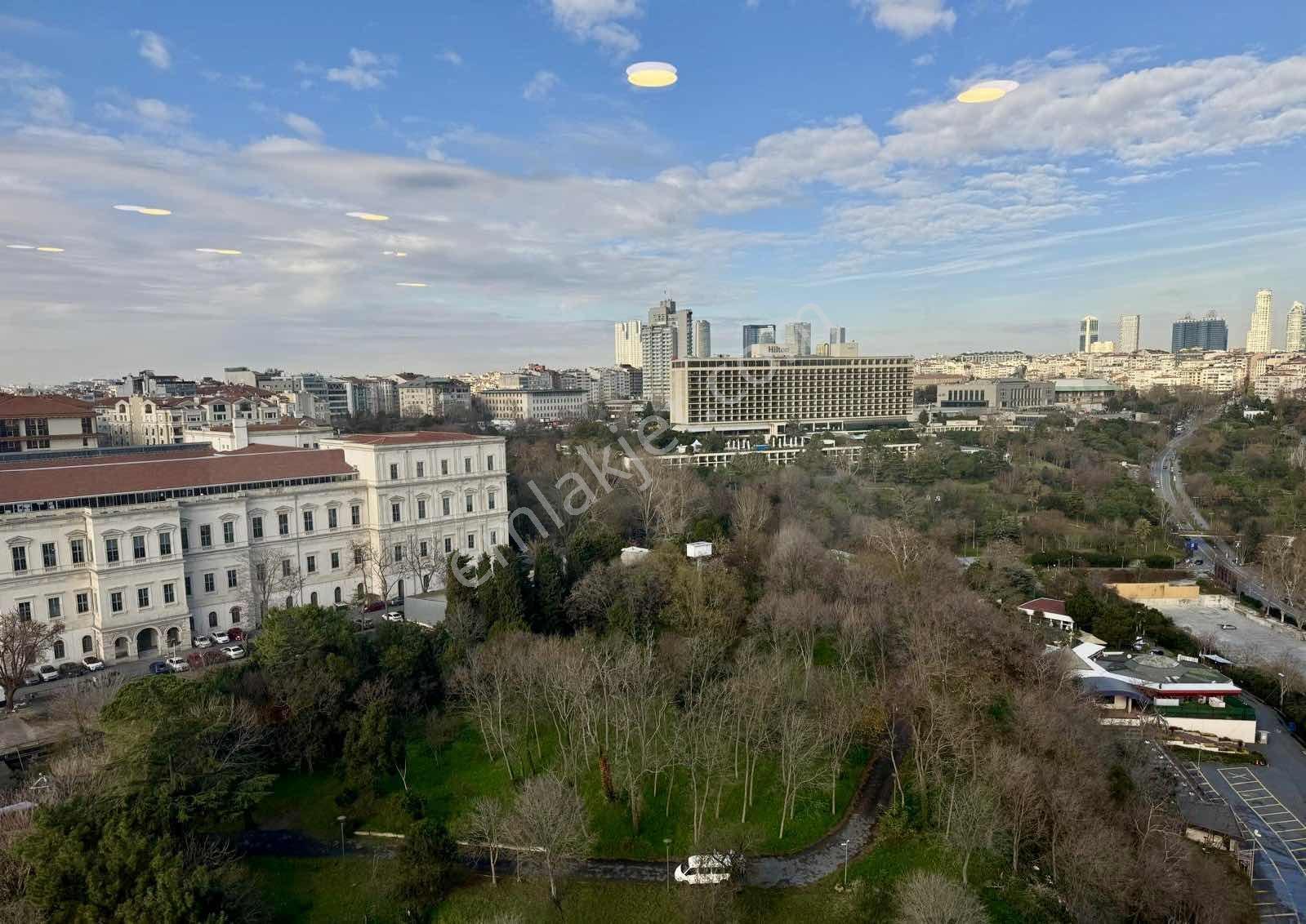 Süzer Plaza Prestijli Manzaralı Dekorasyonlu 296 M2 Kiralık Ofis - Görsel 10