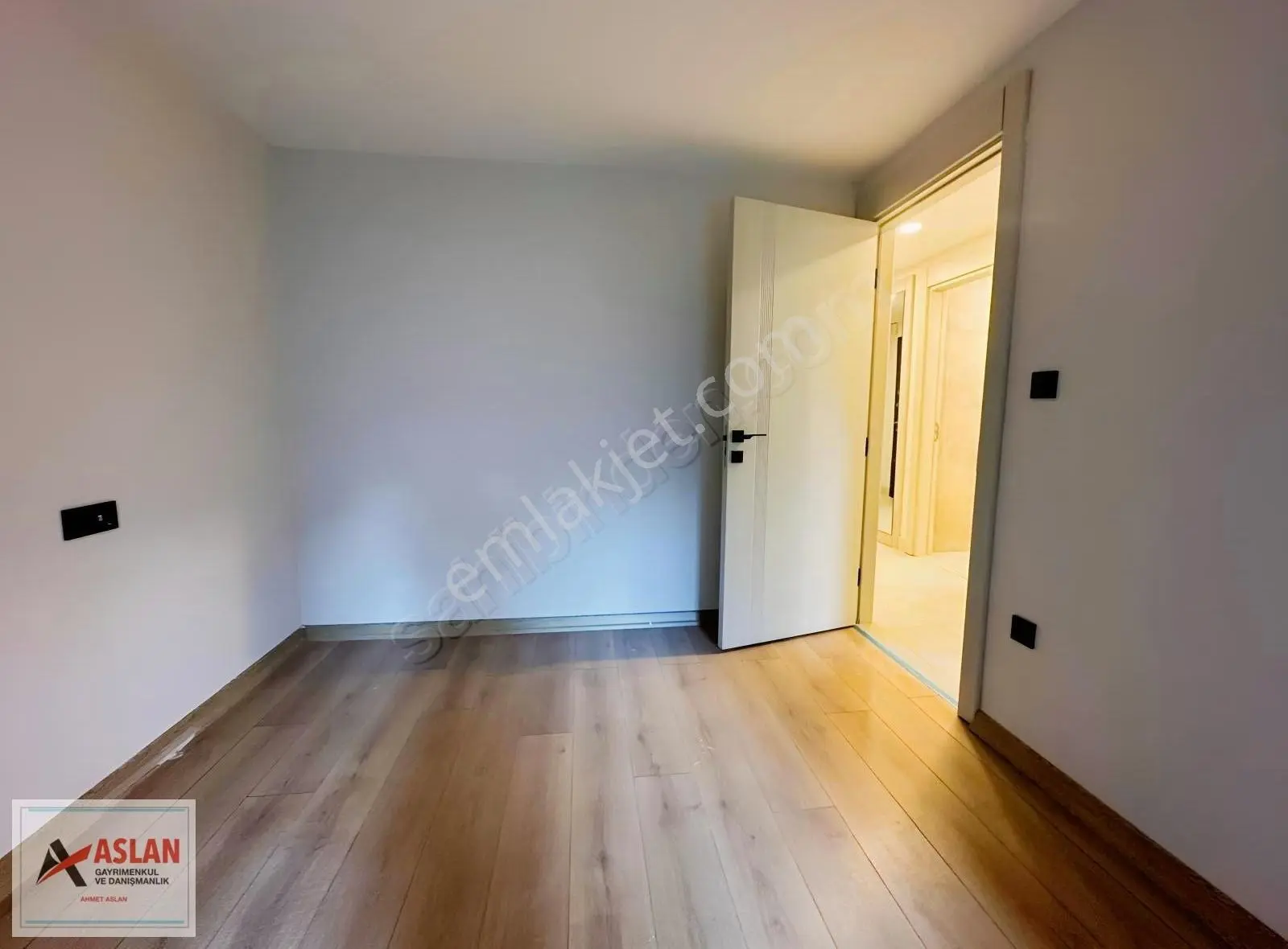 Çengelköyde Mükemmel Konumda Anacadeye 1 Dk 2+1 Arakat Daire - Görsel 4