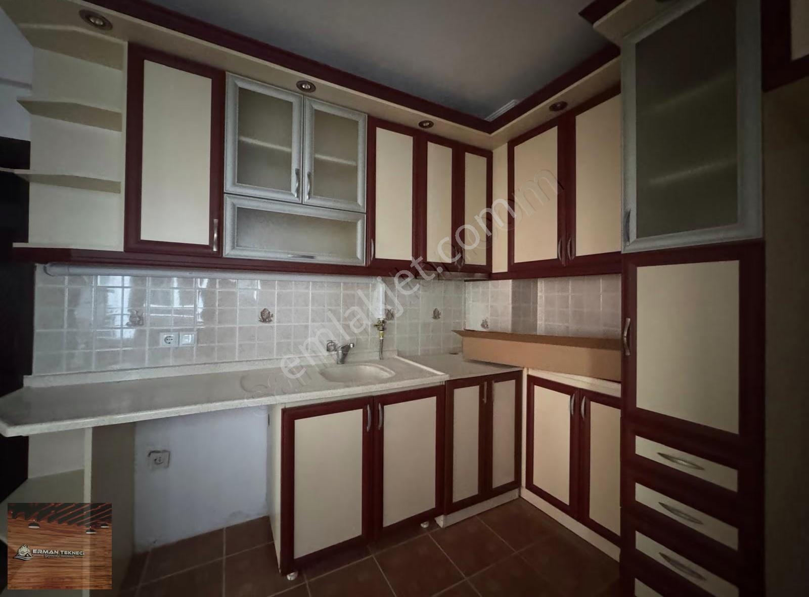Ordu Perşembe Düz Mahallede Kiralık 3+1 Arakat Daire - Görsel 4