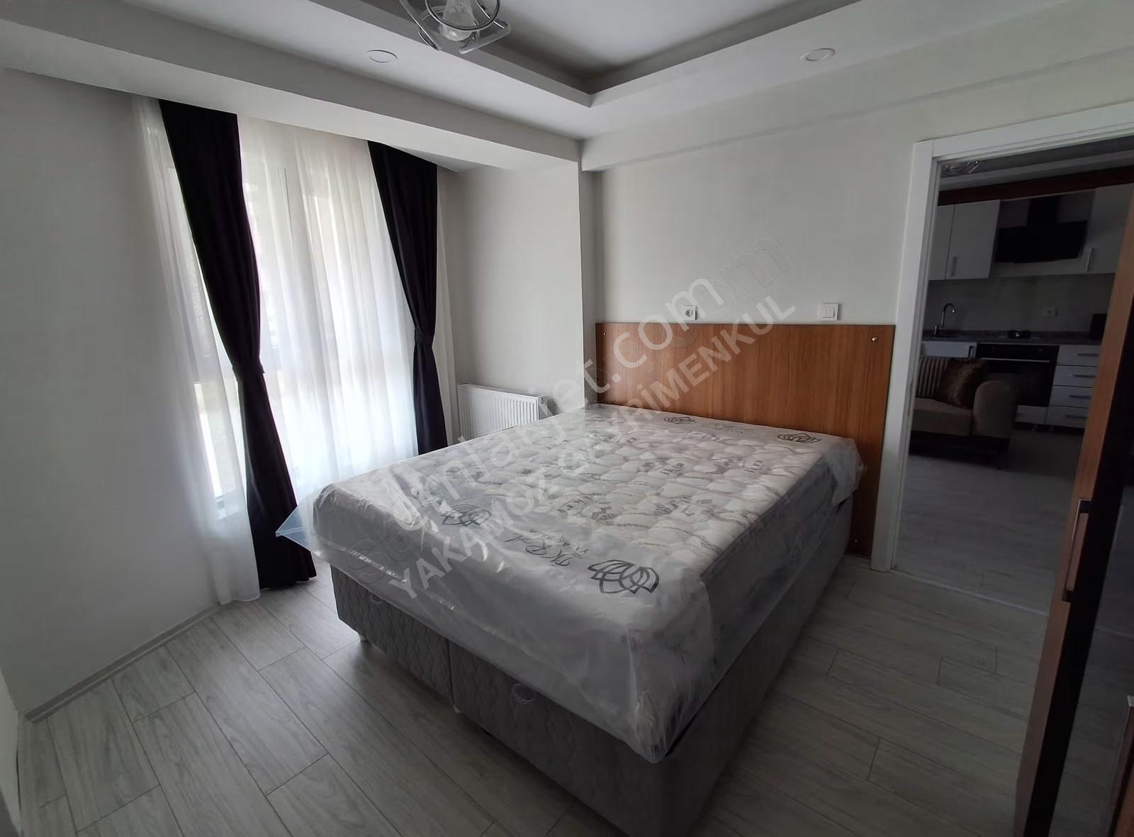 Şehir Merkezinde Sıfır Eşyalı Modern 1+1! - Görsel 6