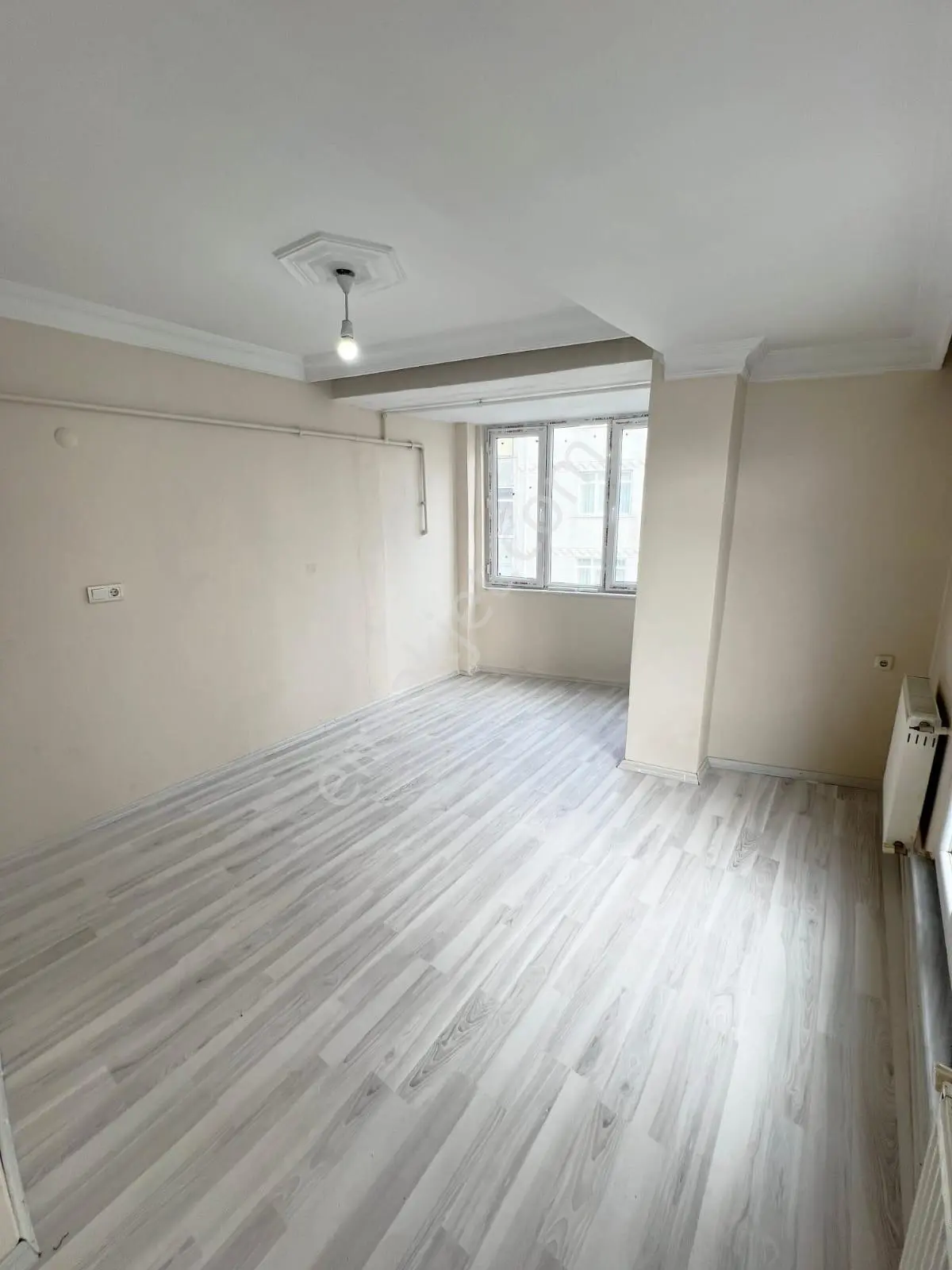 Üç Kardeşler'den 50.yıl Mh 2+1 90m2 Ara Kat Daire - Görsel 3