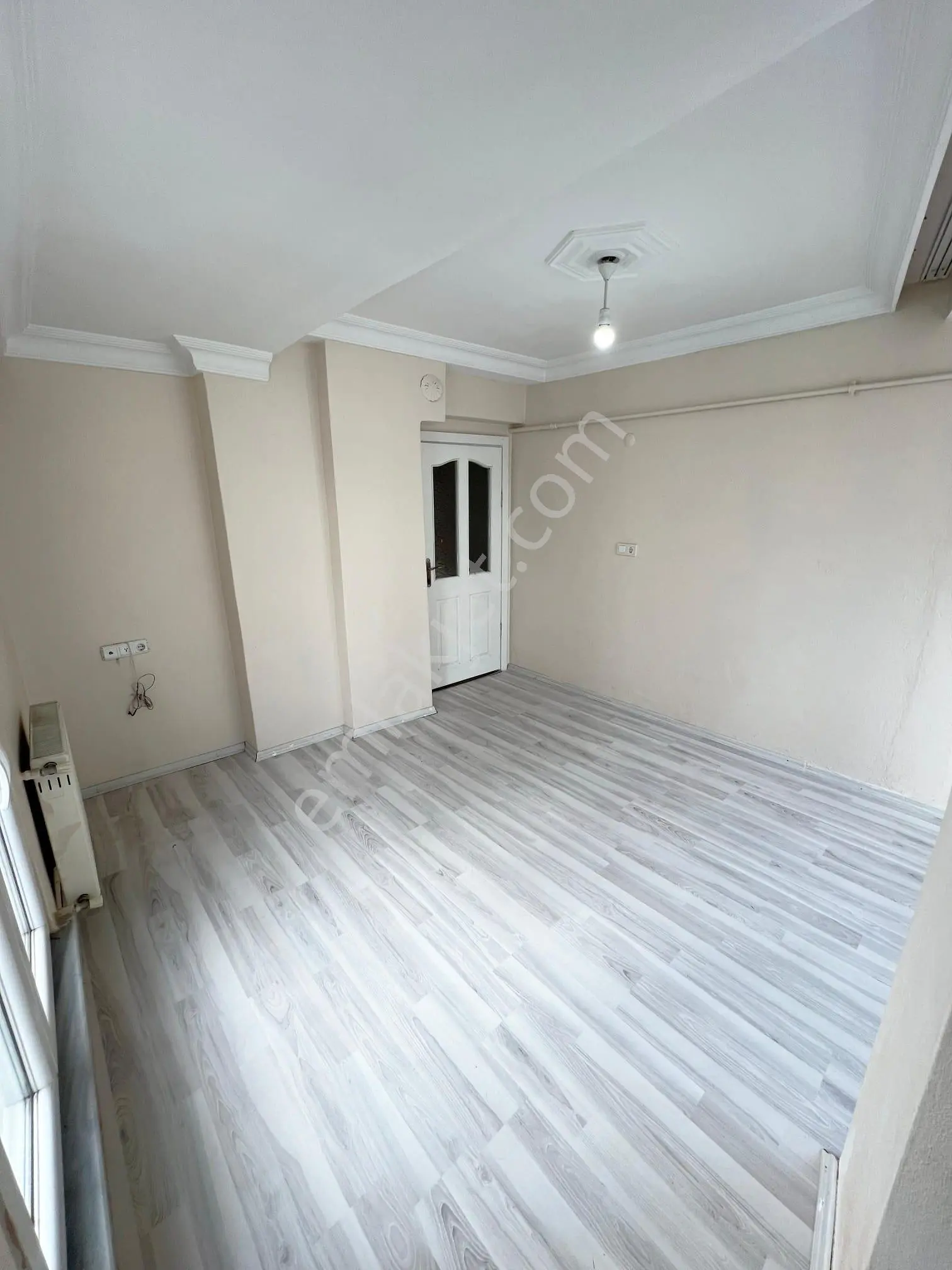 Üç Kardeşler'den 50.yıl Mh 2+1 90m2 Ara Kat Daire - Görsel 2