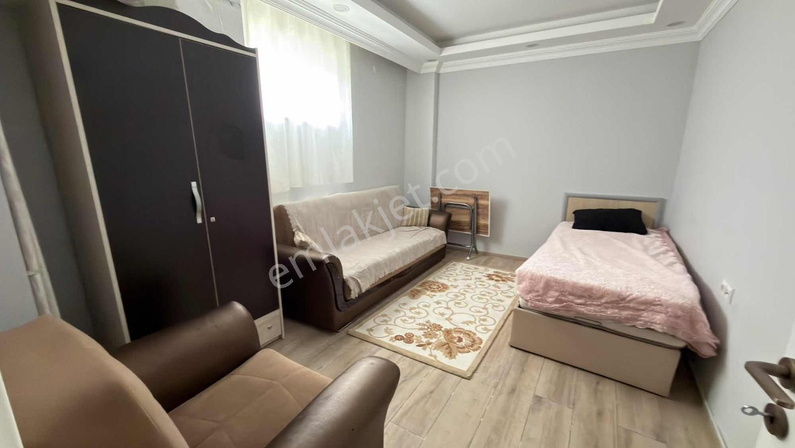 Remax Dem'den Cumhuriyet Mah. Alttan Isıtmalı 2+0 Kiracılı Daire - Görsel 6