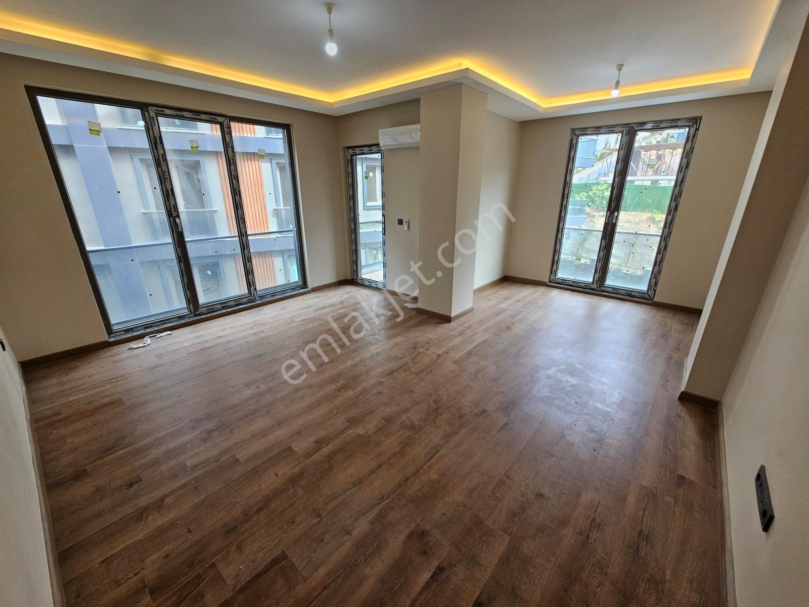 Has Bahçe Evlerinde Satılık Lüks 2+1 Geniş Ve Ferah Daire
