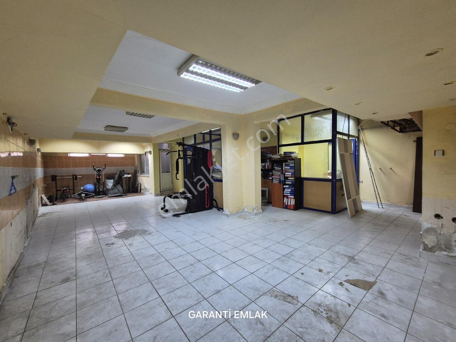 Garanti Emlak'tan ▒ Çarşı Merkezinde ▒ Kiralık 200 M² ▒ Dükkan. - Görsel 23