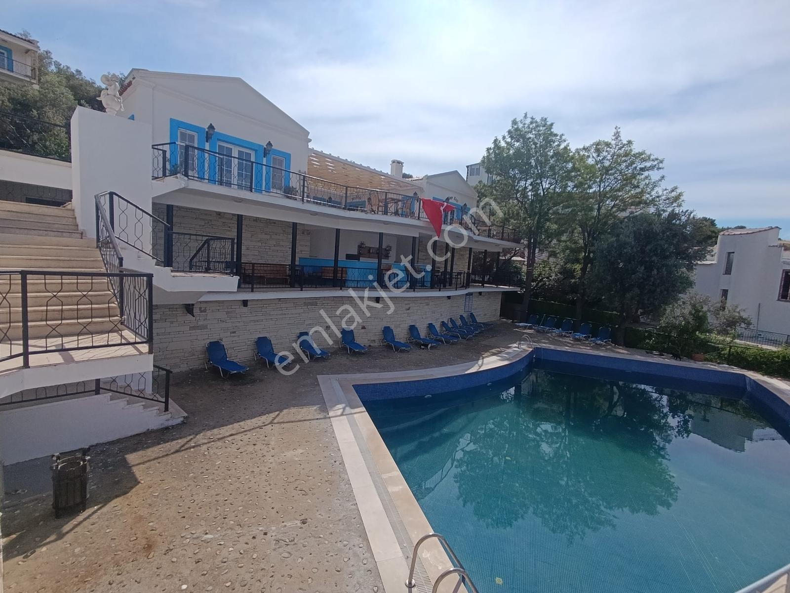 İzmir Yenifoça Olivia Village'de 1+1 Satılık Eşyalı Yazlık Cb Ph - Görsel 2