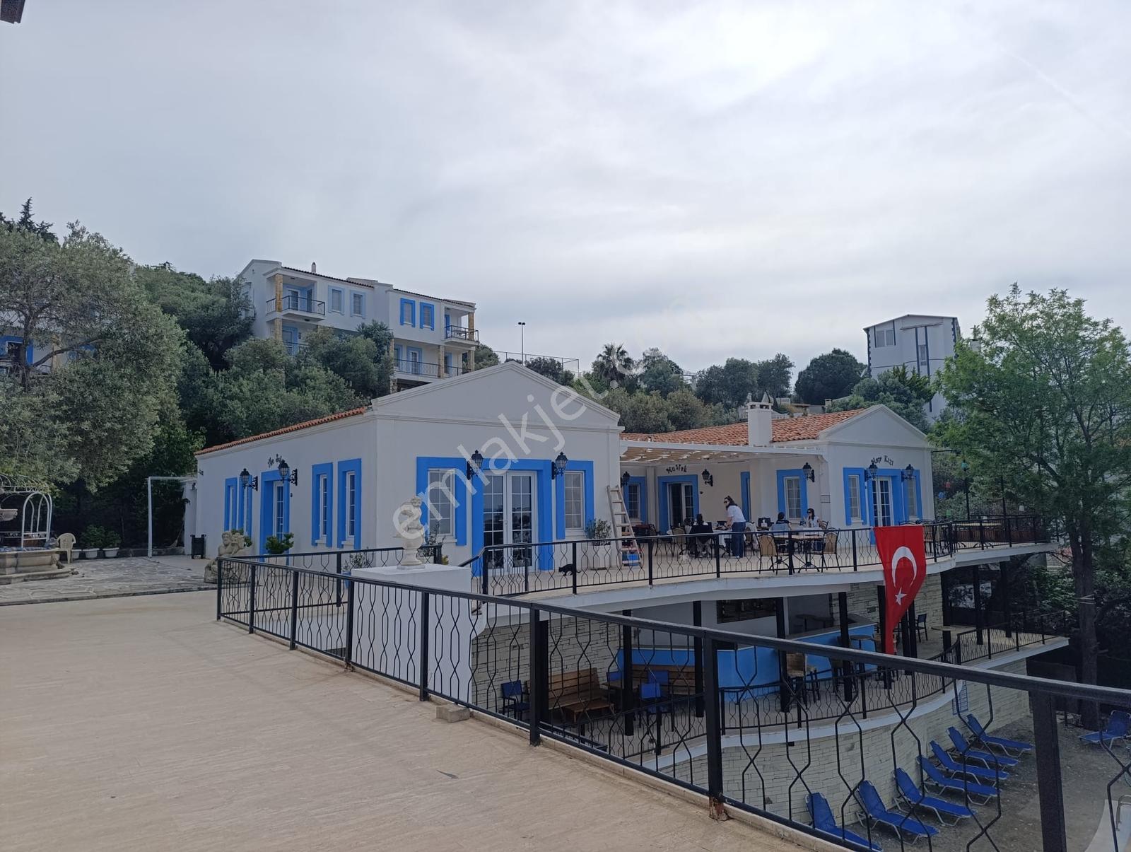 İzmir Yenifoça Olivia Village'de 1+1 Satılık Eşyalı Yazlık Cb Ph