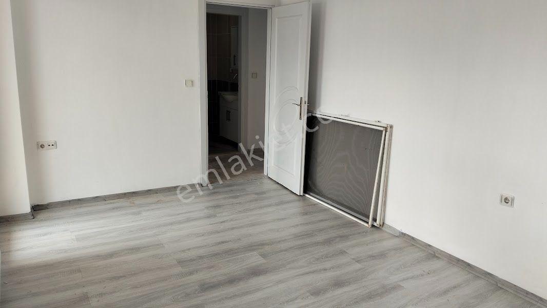 Ayvalık Sarımsaklı Yonca Mevki Kiralık 2+1 Daire - Görsel 19