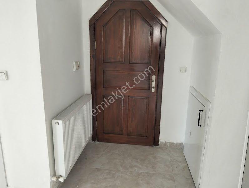 Ayvalık Sarımsaklı Yonca Mevki Kiralık 2+1 Daire - Görsel 15