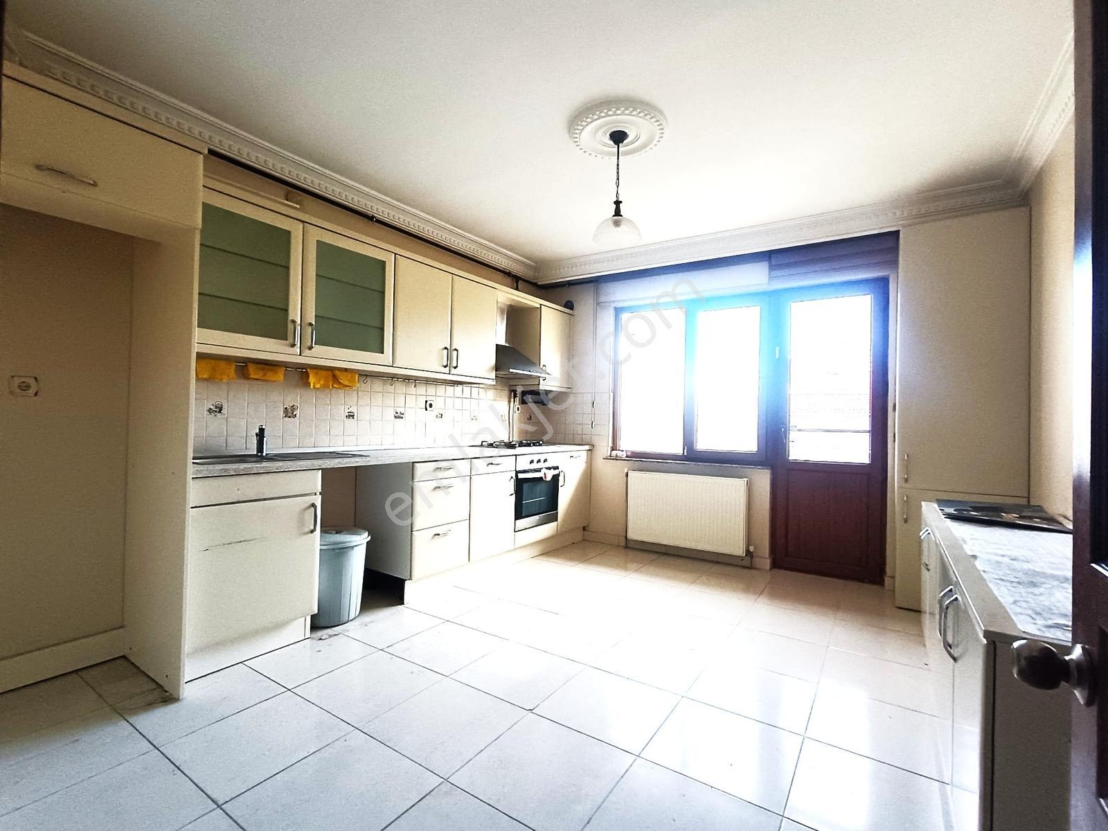 Kazimiye Mahallesi Bahçelievlerde 180 M2 3+1 Satılık Daire - Görsel 35