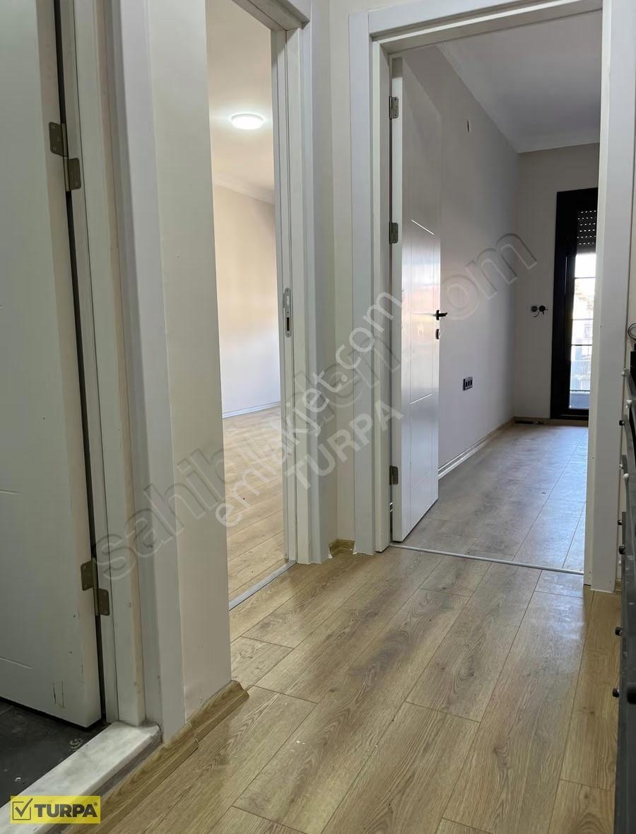 4+1 Gaziemir 9 Eylül Mah. Müstakil Tarzında Satılık Villa - Görsel 16