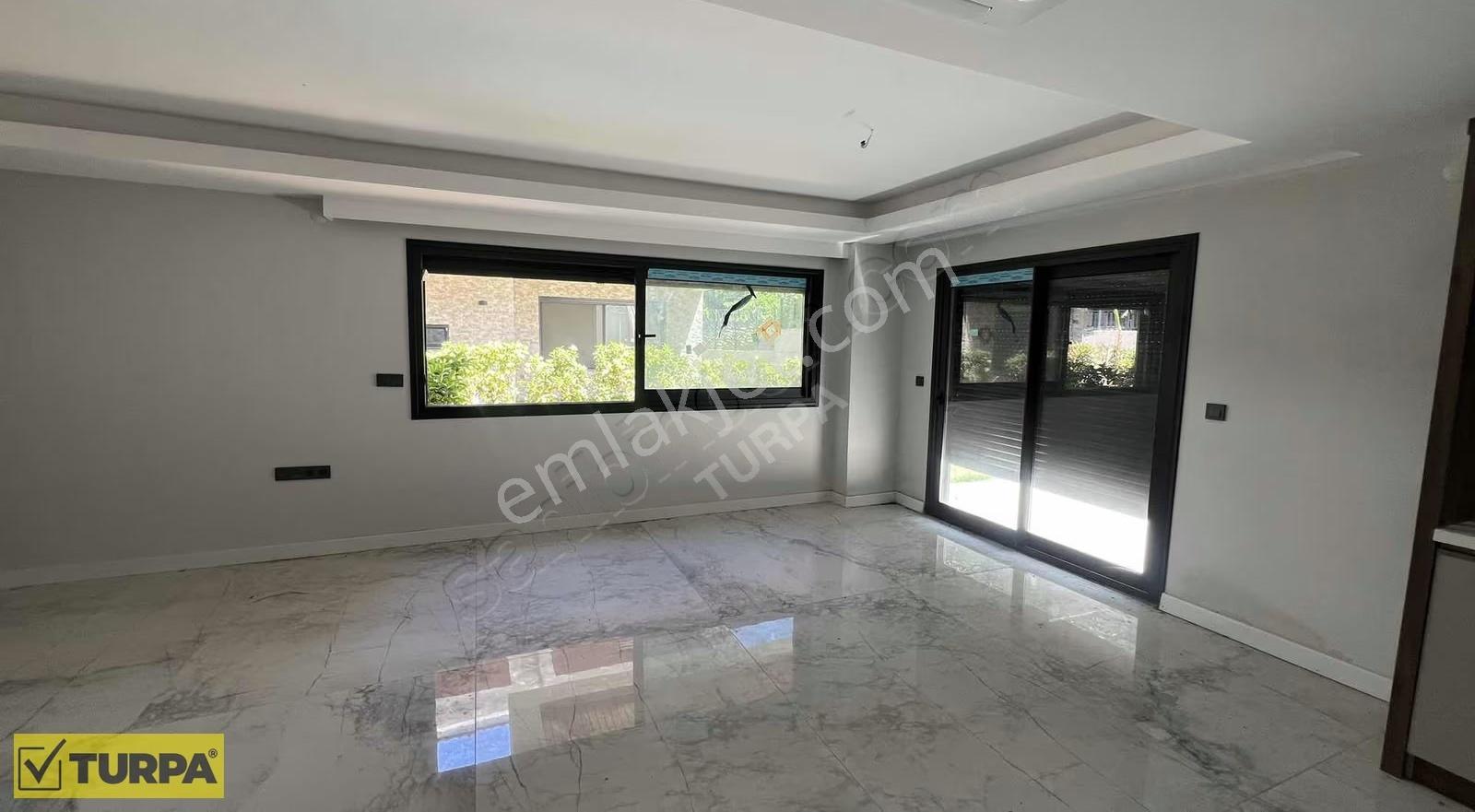 Urla Peder Villaları'nda 4+1 Satılık Havuzlu Villa - Görsel 16