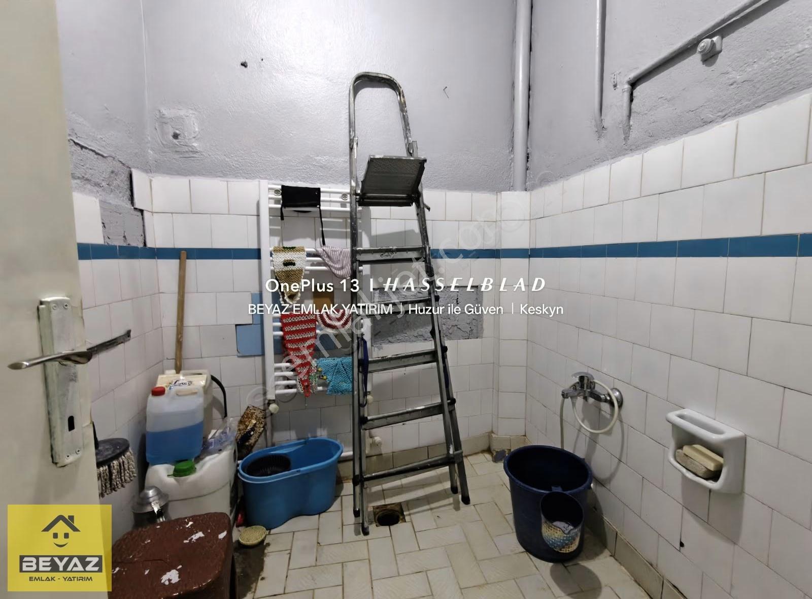 Şemsi Tebrizinde 3+1 Kombili Bakımlı 145 M² Zeminkat Yatırımlık - Görsel 17