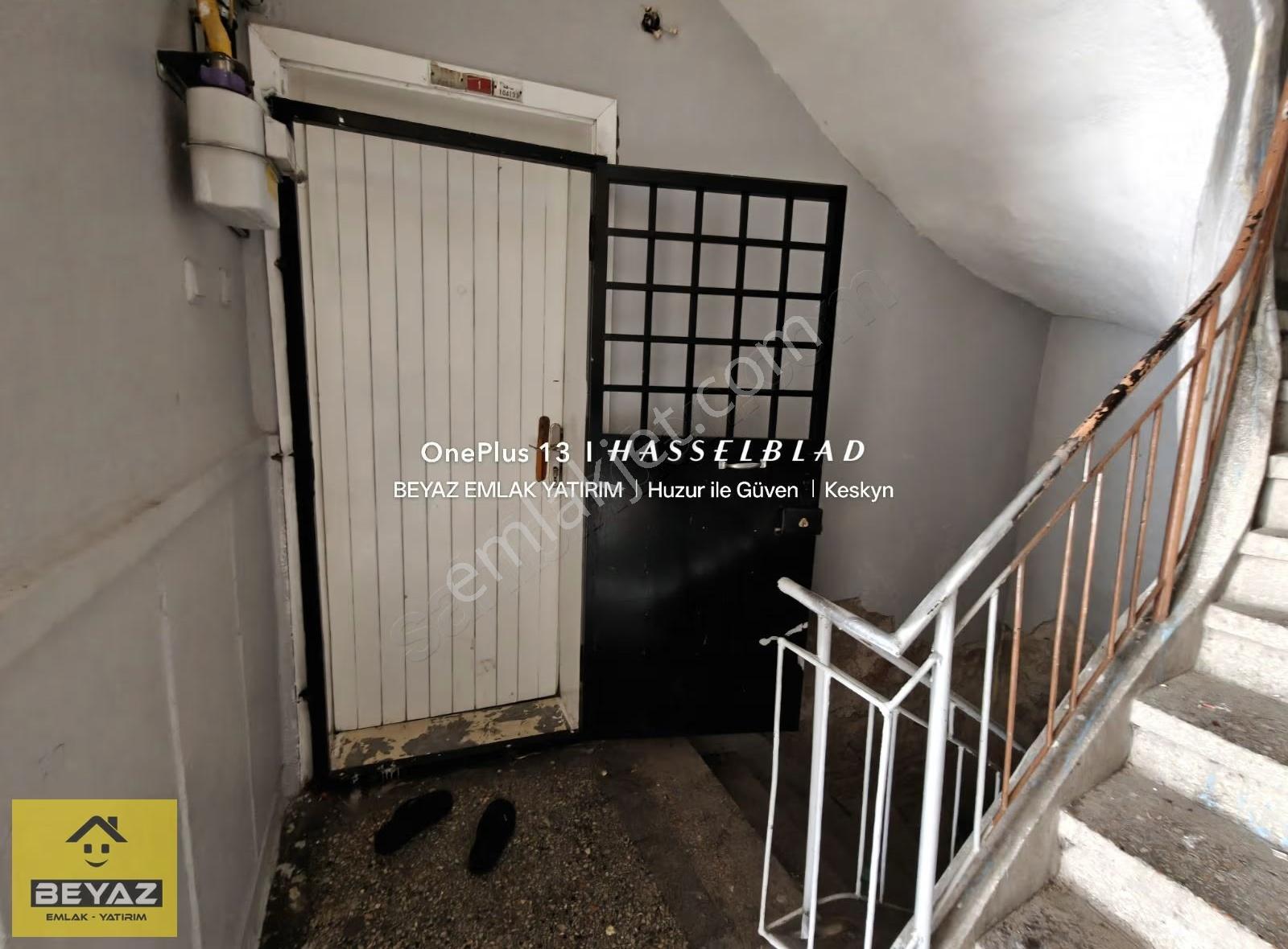 Şemsi Tebrizinde 3+1 Kombili Bakımlı 145 M² Zeminkat Yatırımlık - Görsel 7